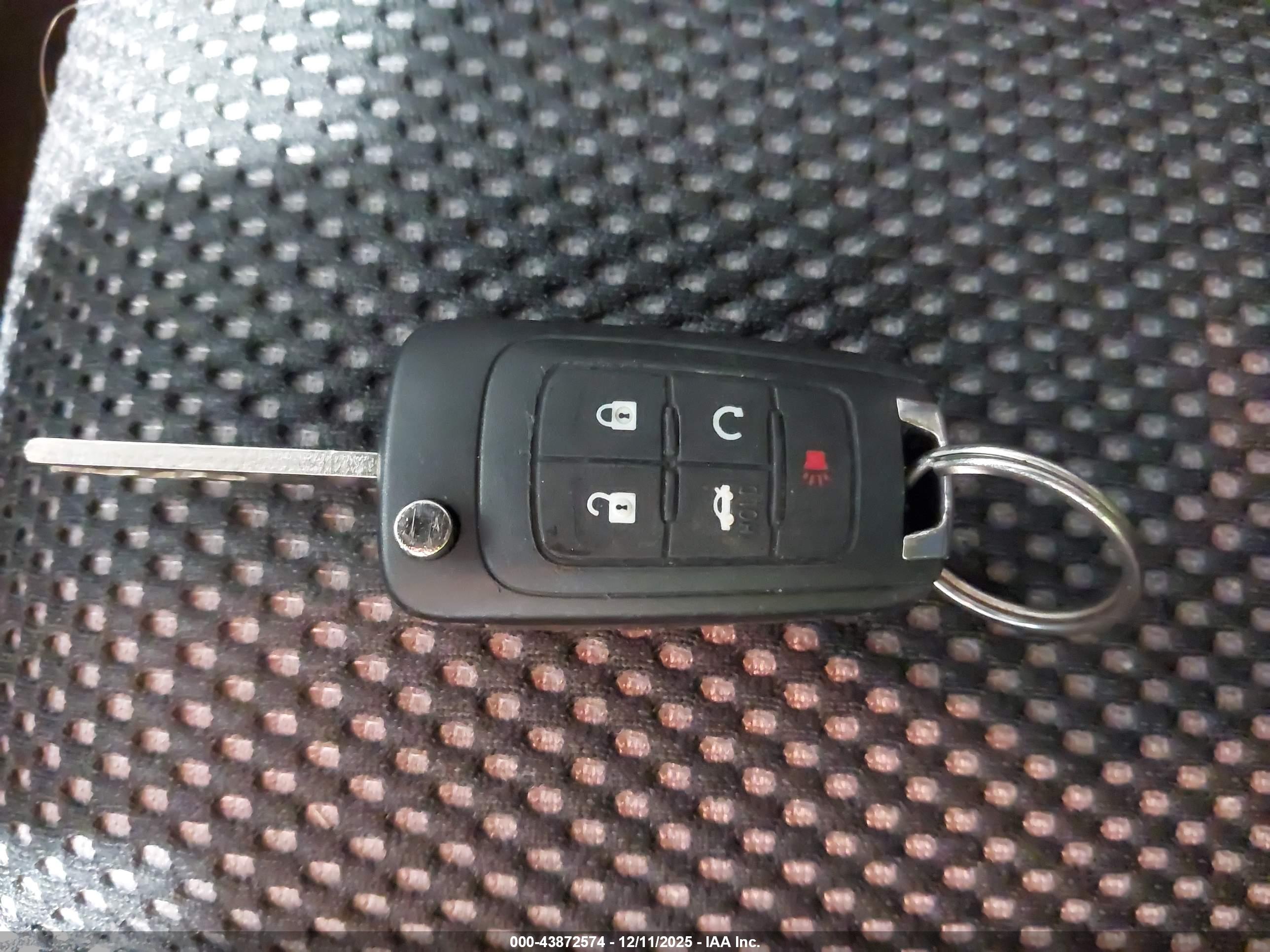 CHEVROLET EQUINOX image 11