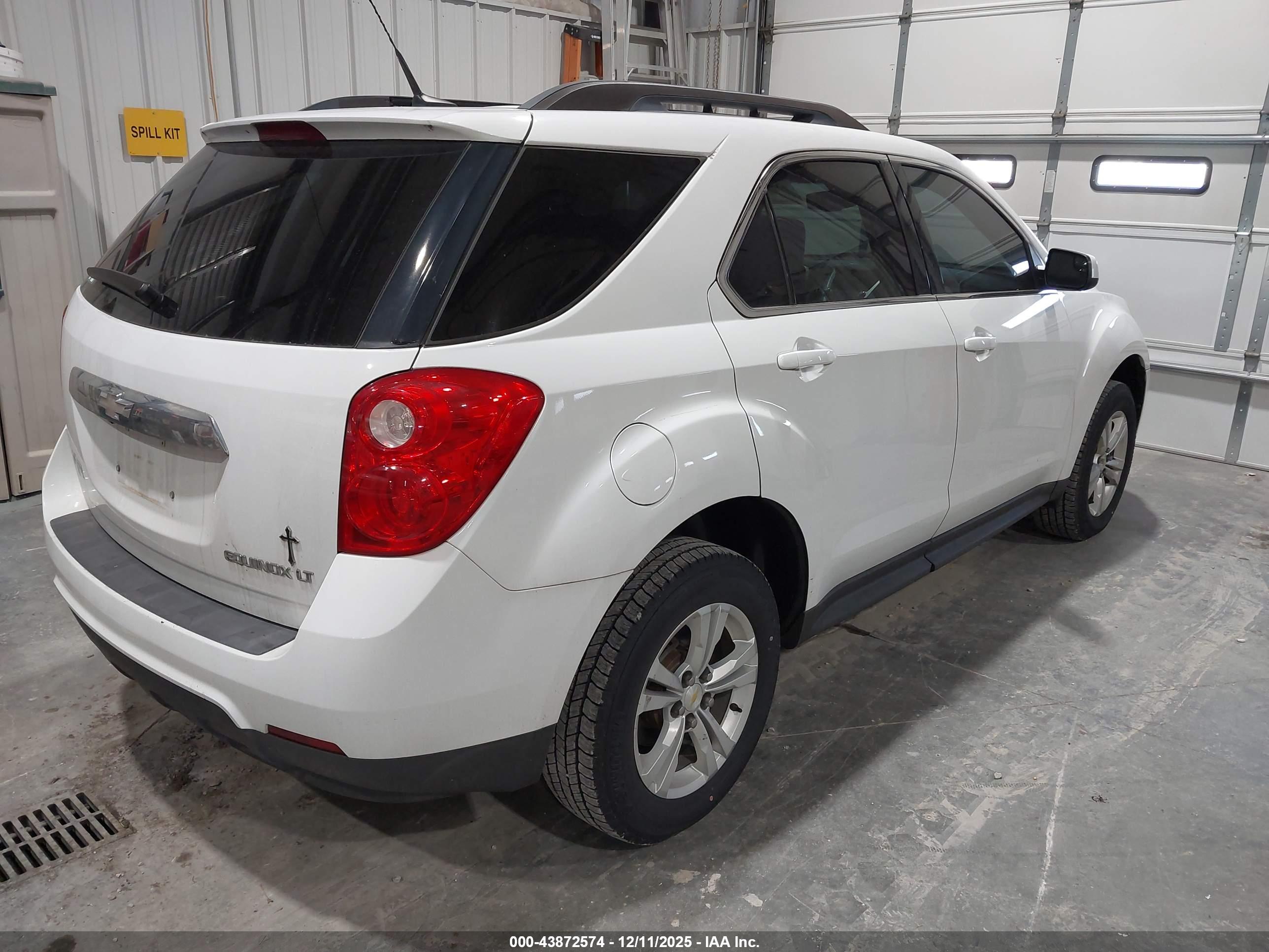 CHEVROLET EQUINOX image 4