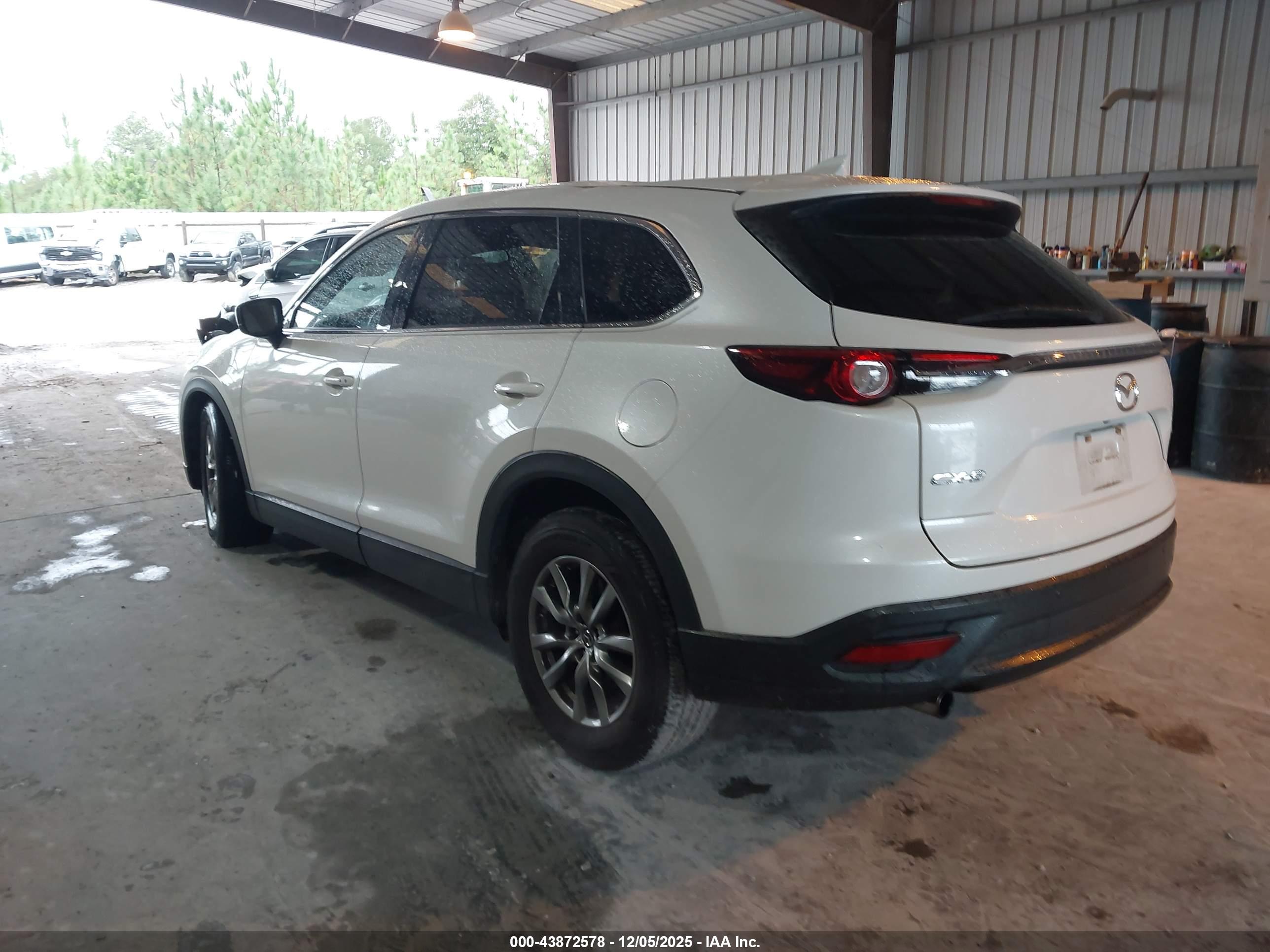 MAZDA CX-9 image 3