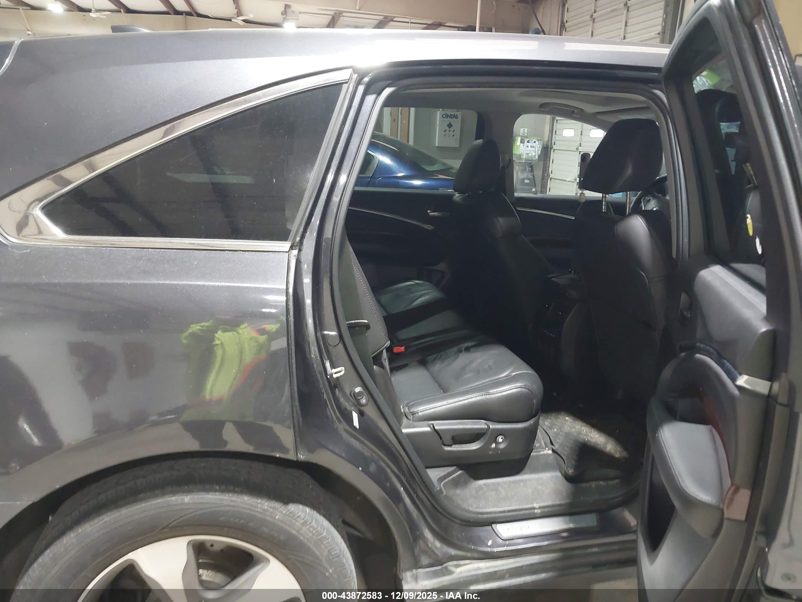 ACURA MDX image 8