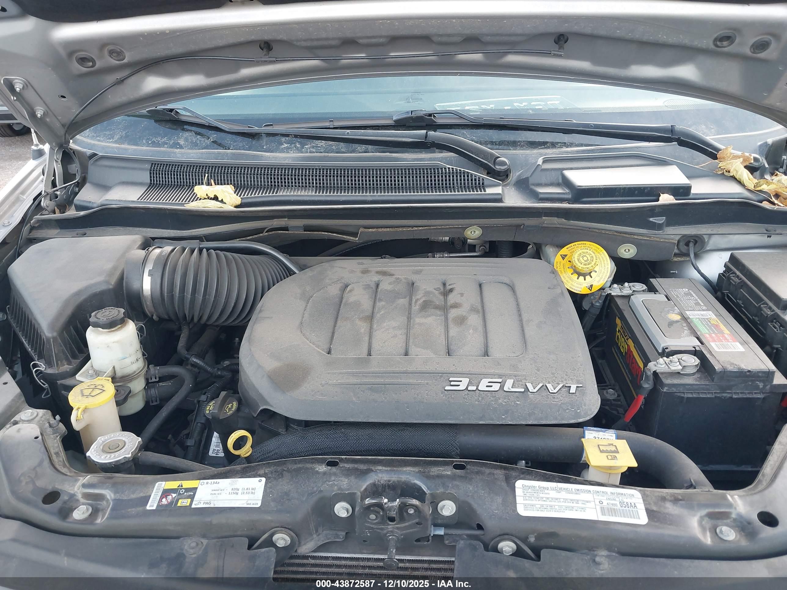 CHRYSLER TOWN image 10