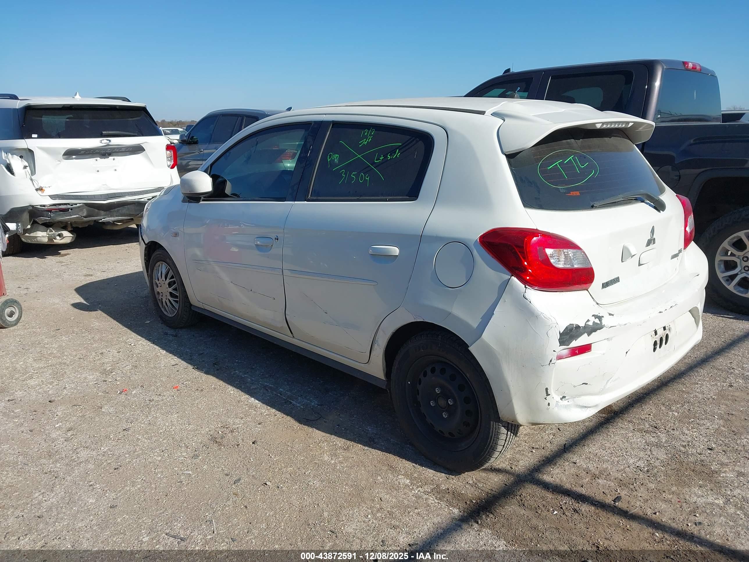 MITSUBISHI MIRAGE image 3