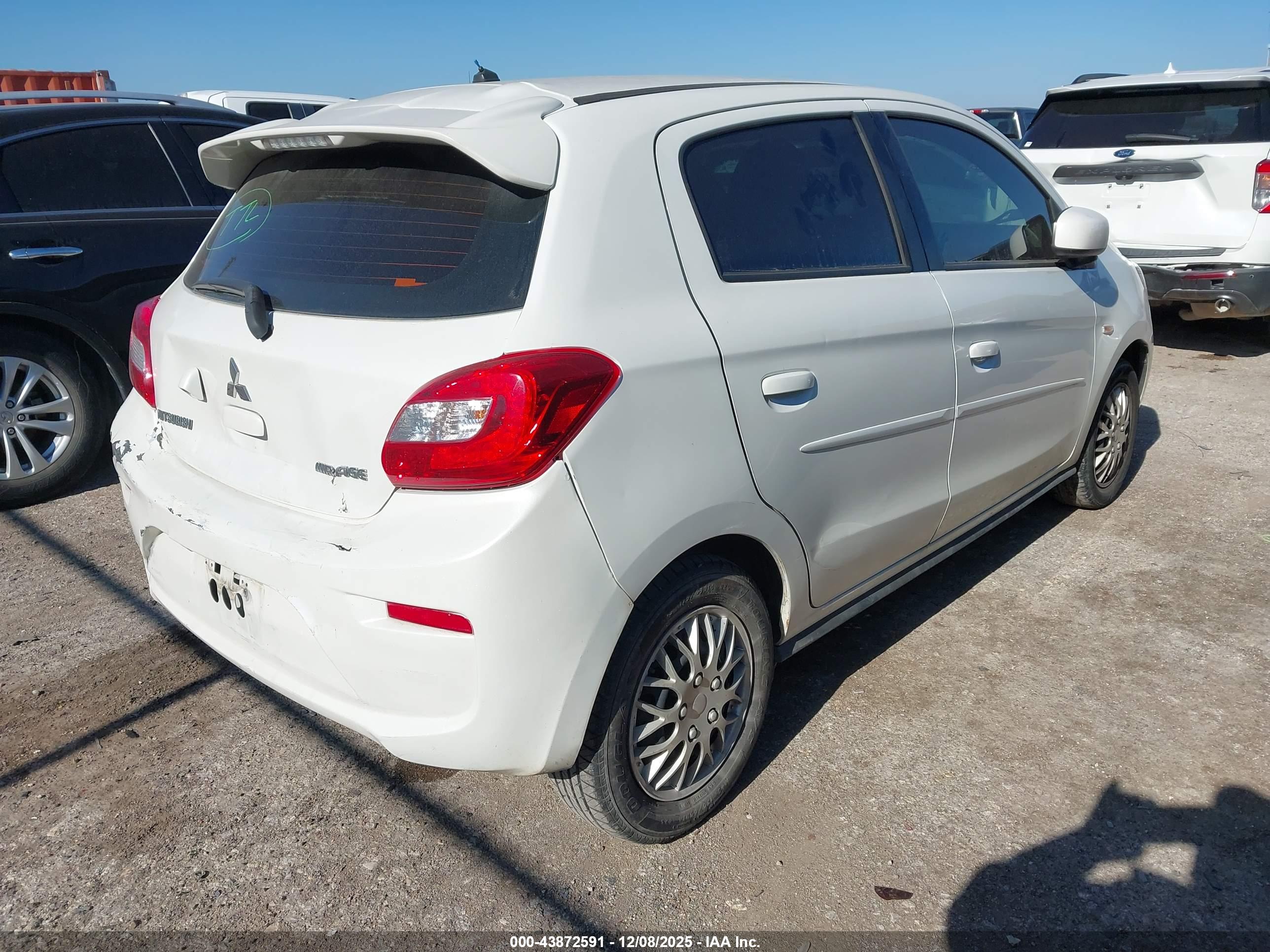MITSUBISHI MIRAGE image 4