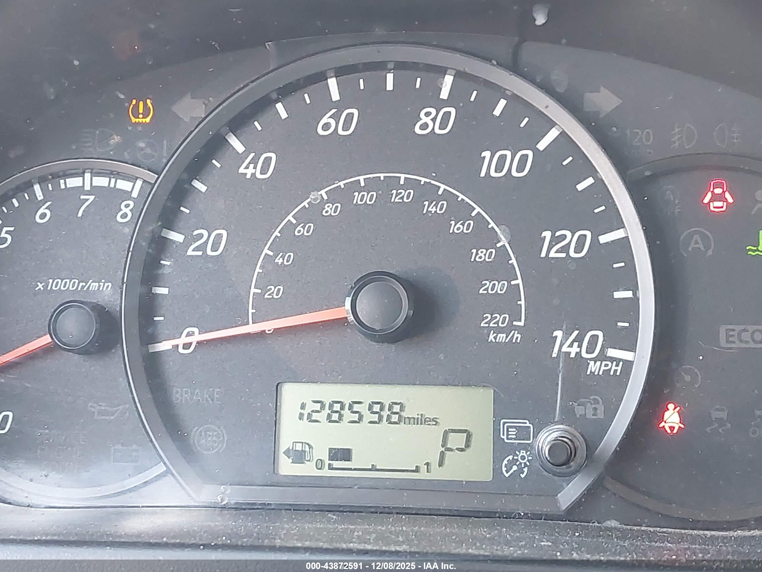 MITSUBISHI MIRAGE image 7