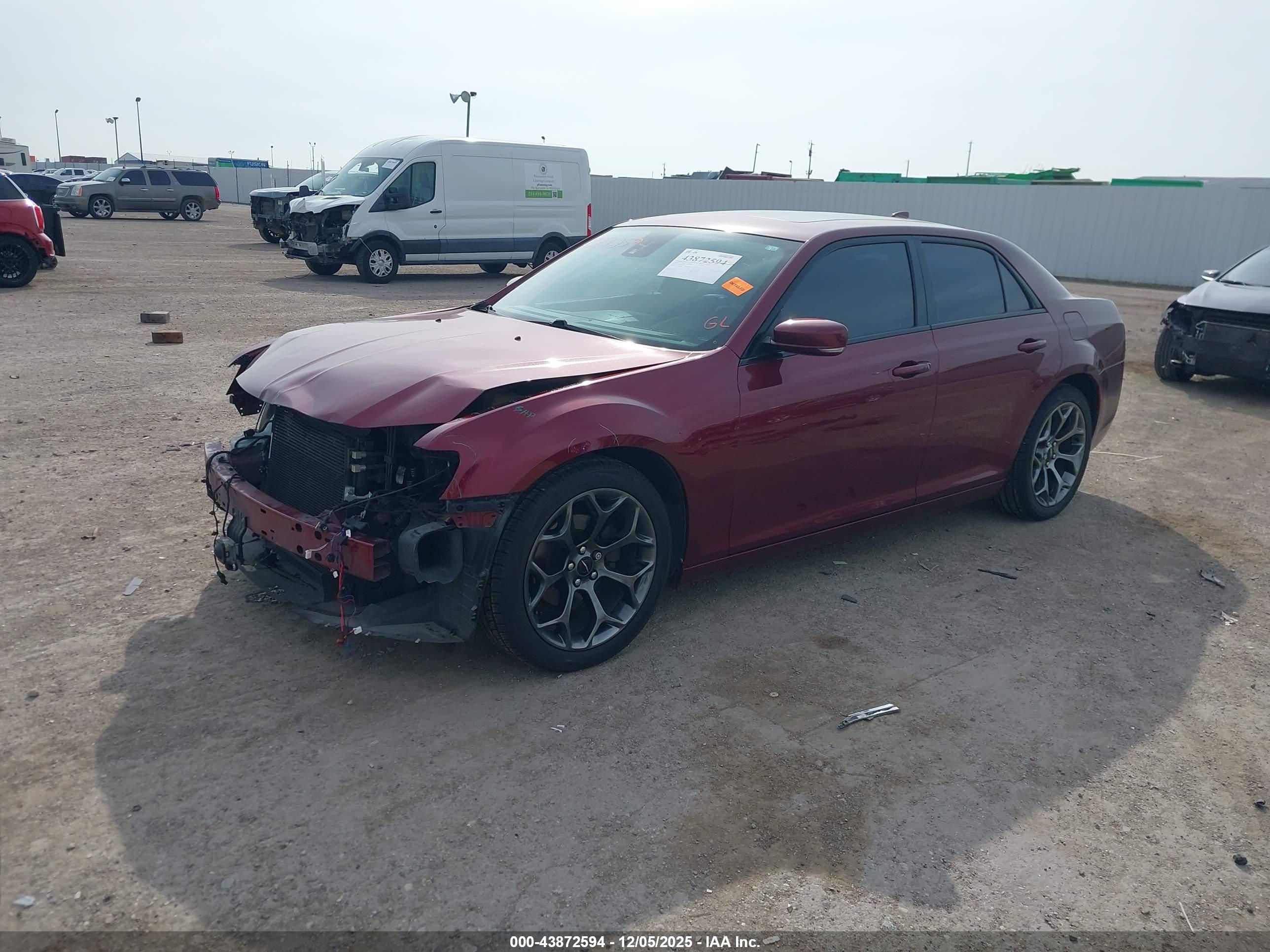 CHRYSLER 300 image 2