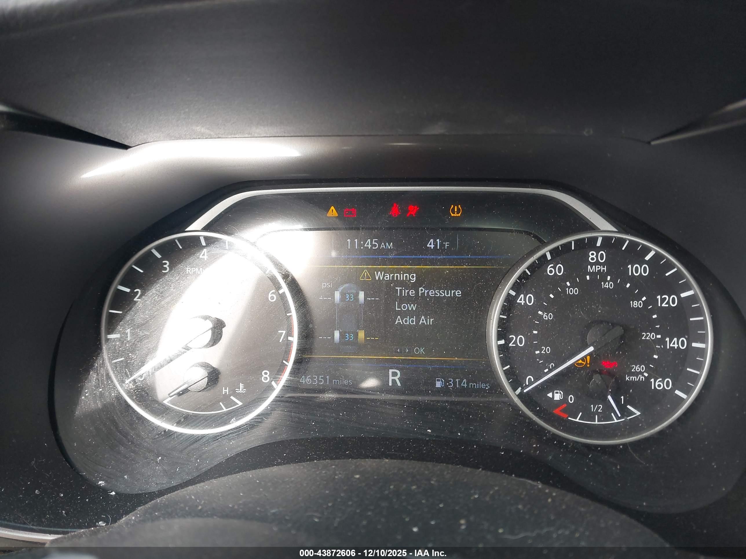 NISSAN MAXIMA image 7