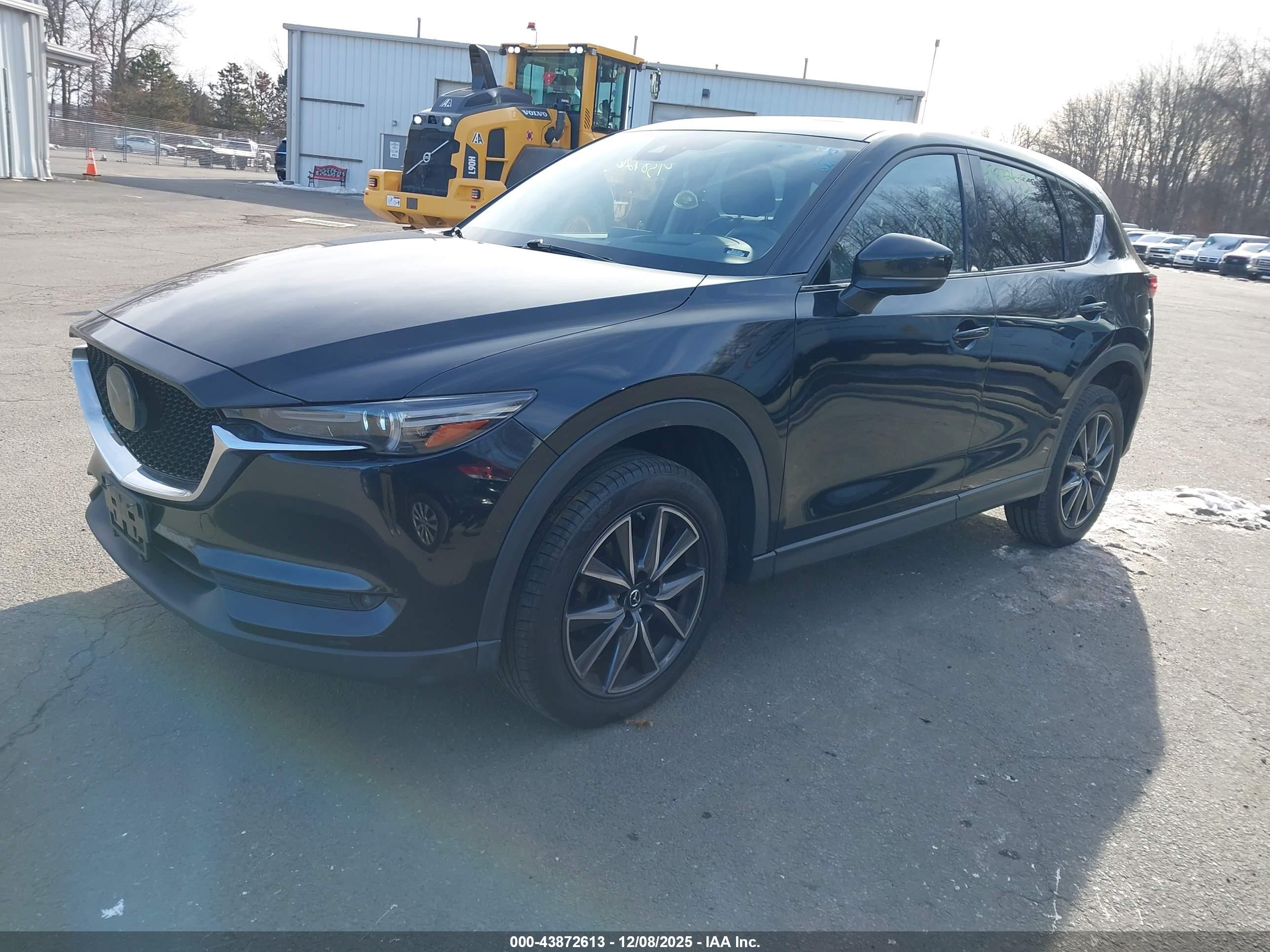 MAZDA CX-5 image 2