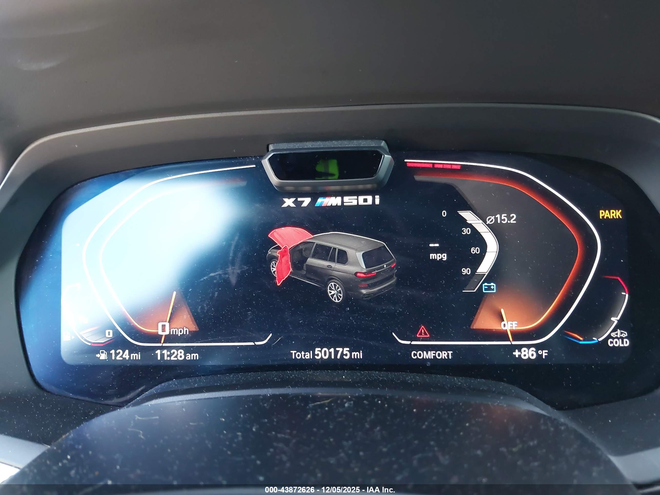 BMW X7 image 7