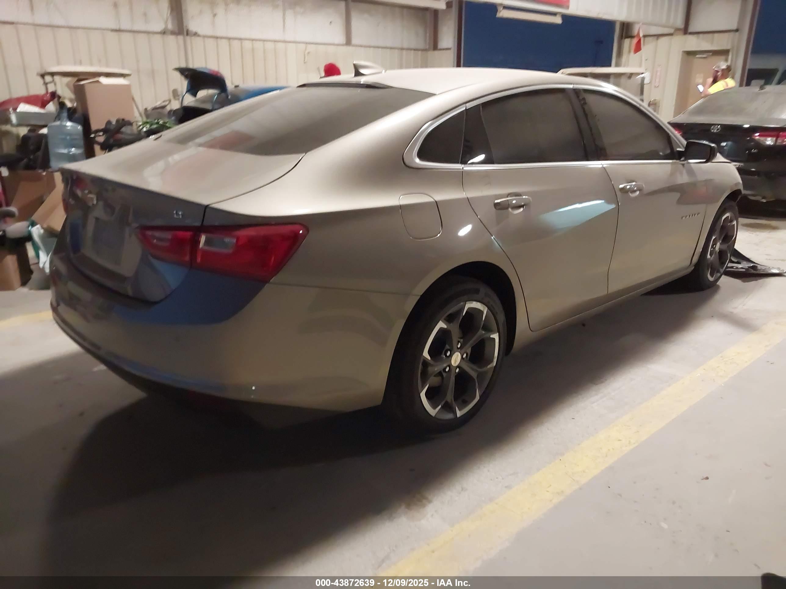 CHEVROLET MALIBU image 4