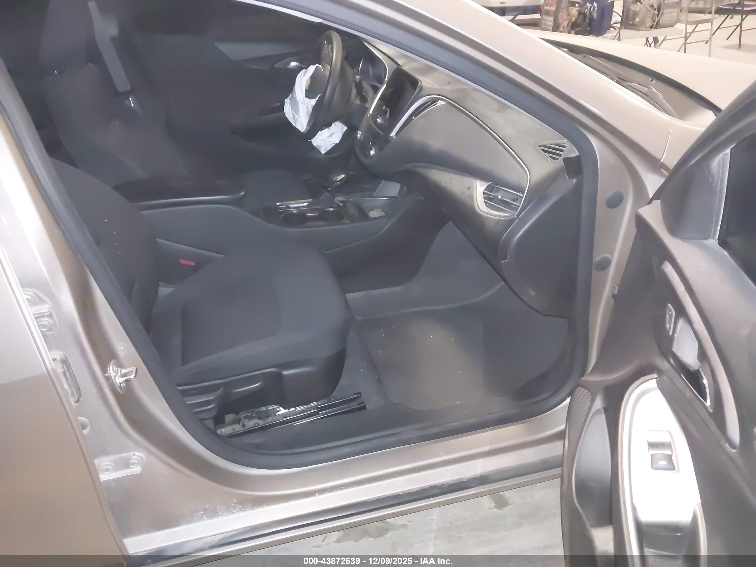 CHEVROLET MALIBU image 5