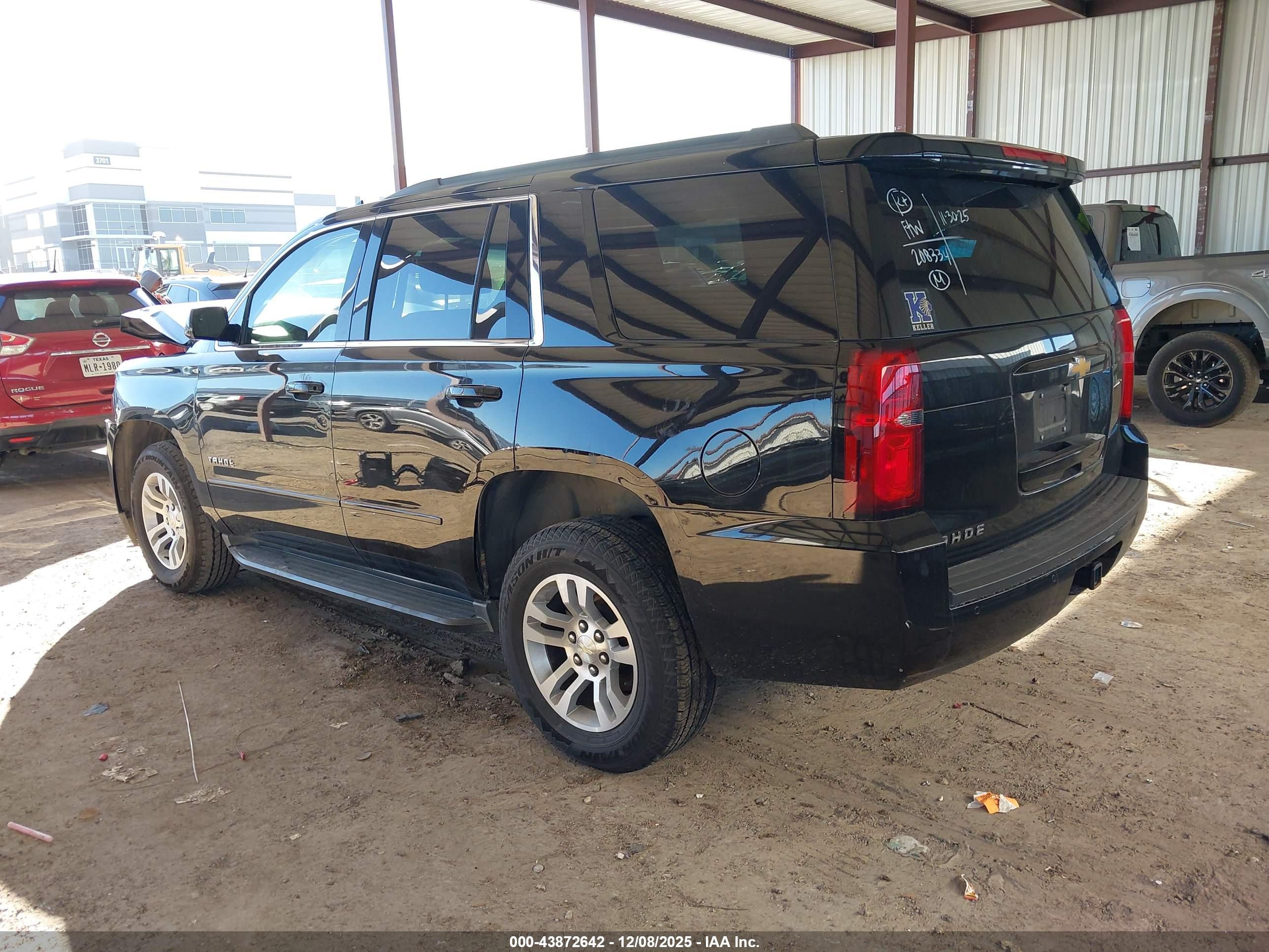 CHEVROLET TAHOE image 3