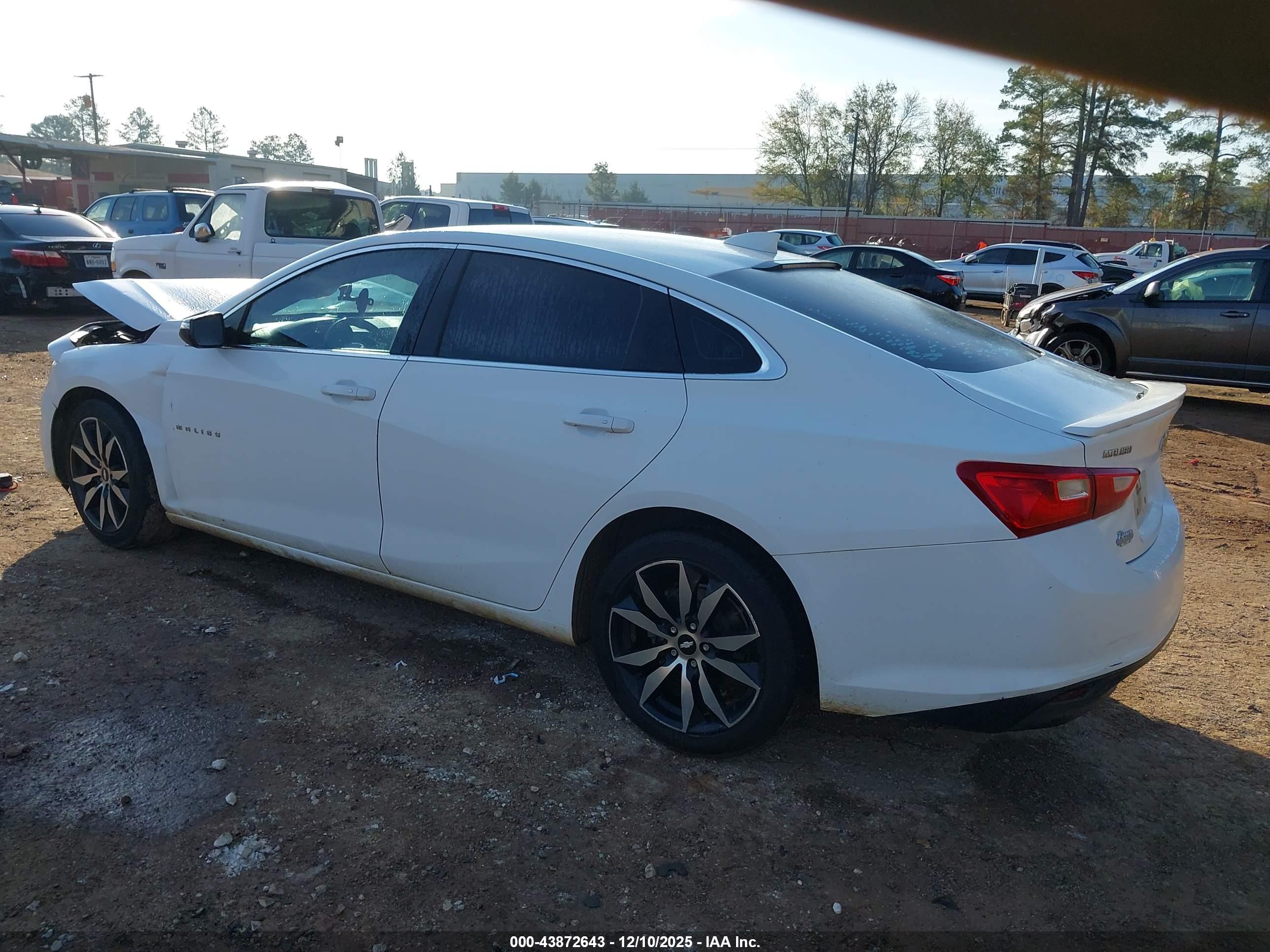 CHEVROLET MALIBU image 3