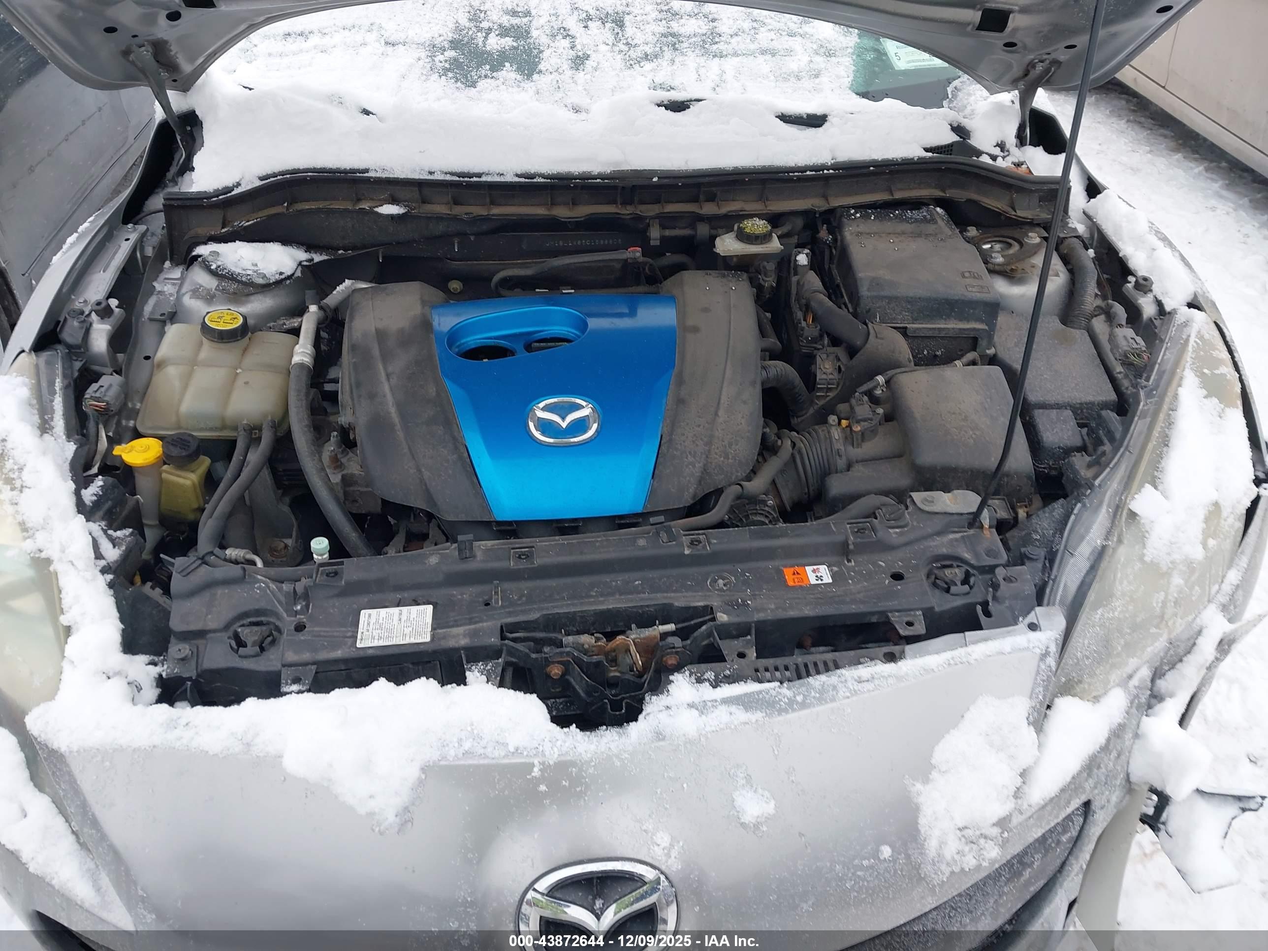 MAZDA MAZDA3 image 10