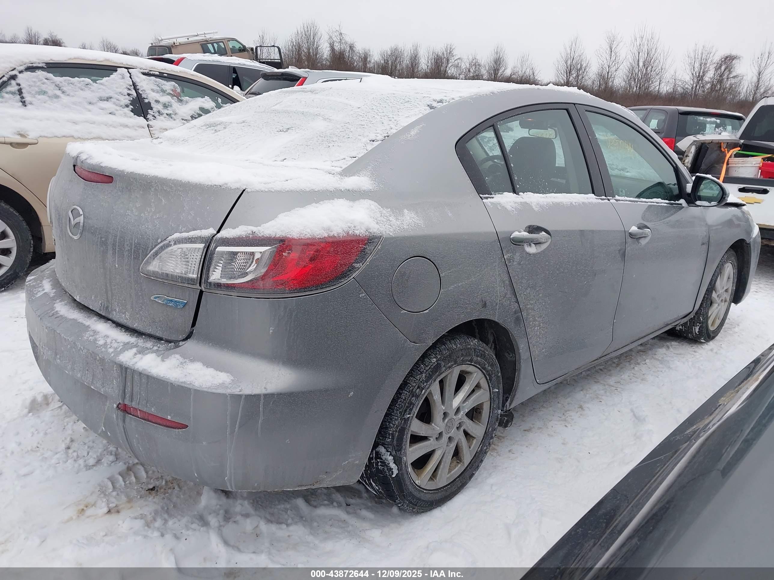 MAZDA MAZDA3 image 4