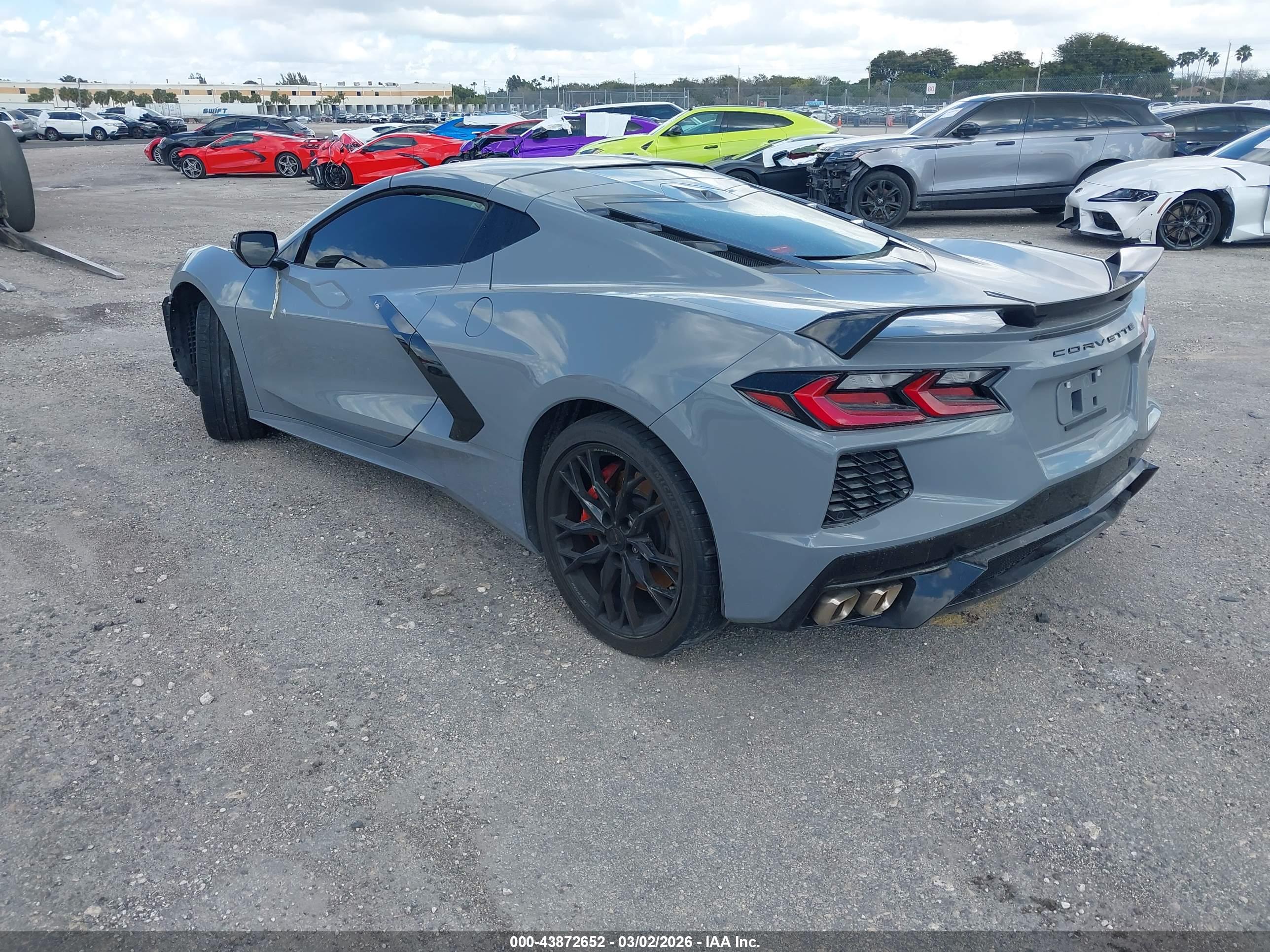 CHEVROLET CORVETTE image 3