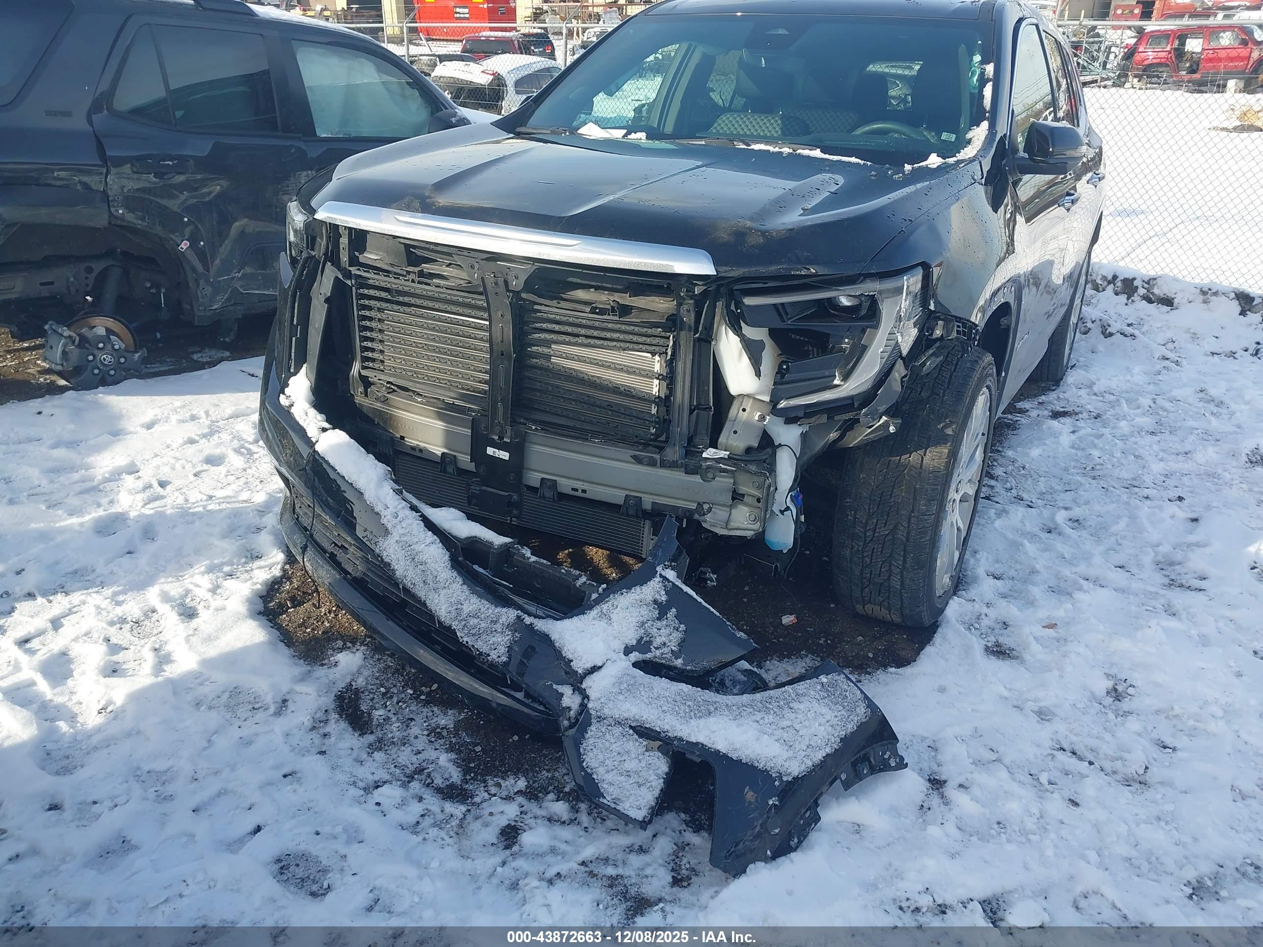 GMC ACADIA image 6