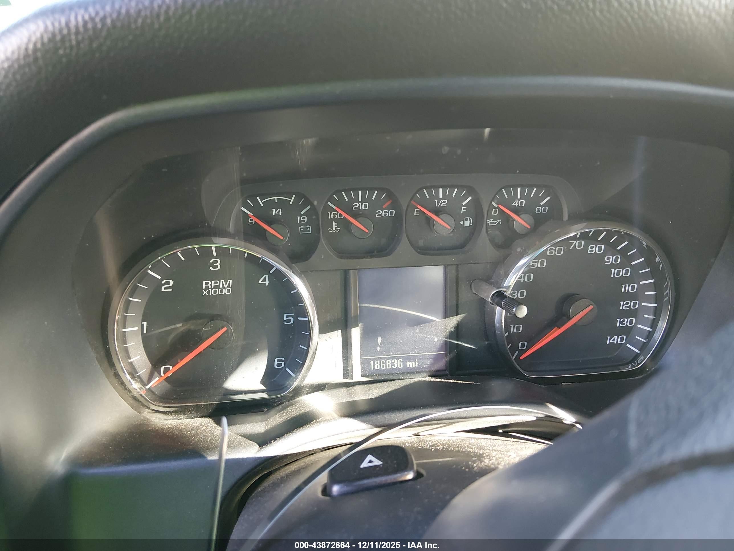 GMC SIERRA image 7