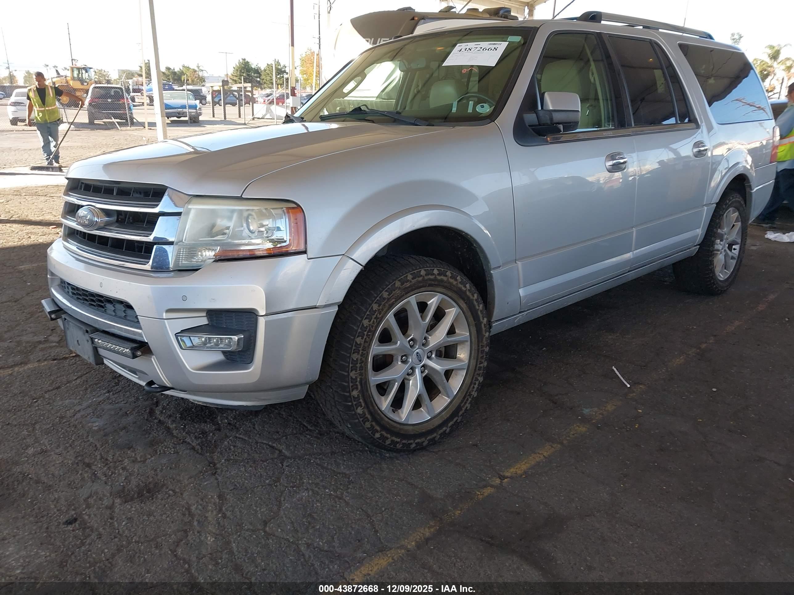 FORD EXPEDITION image 2