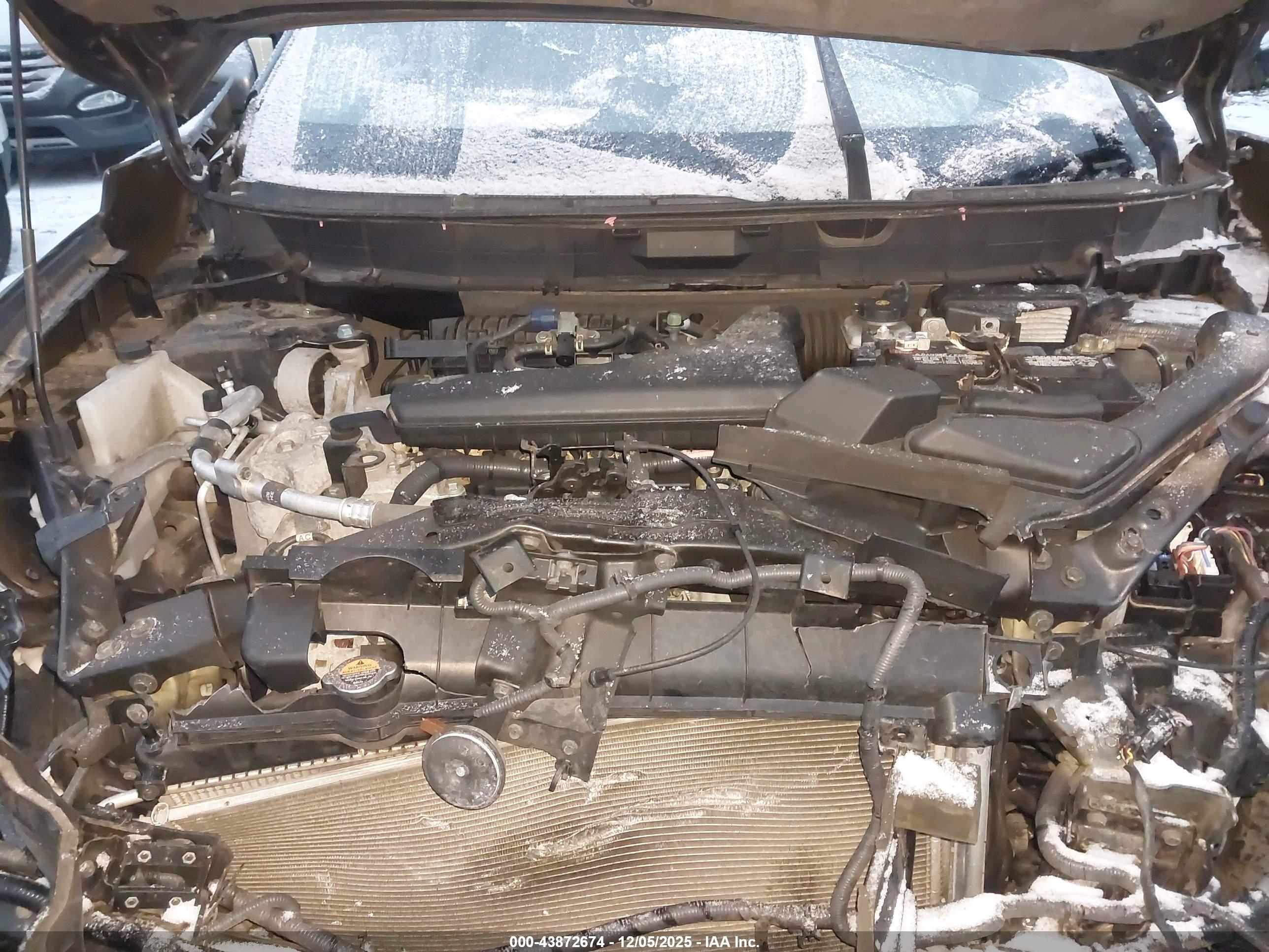 NISSAN ROGUE image 10