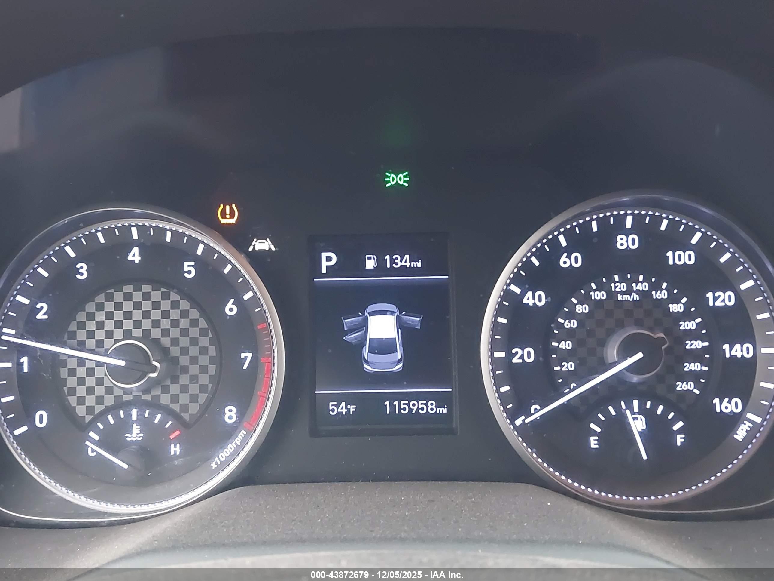 HYUNDAI ELANTRA image 7