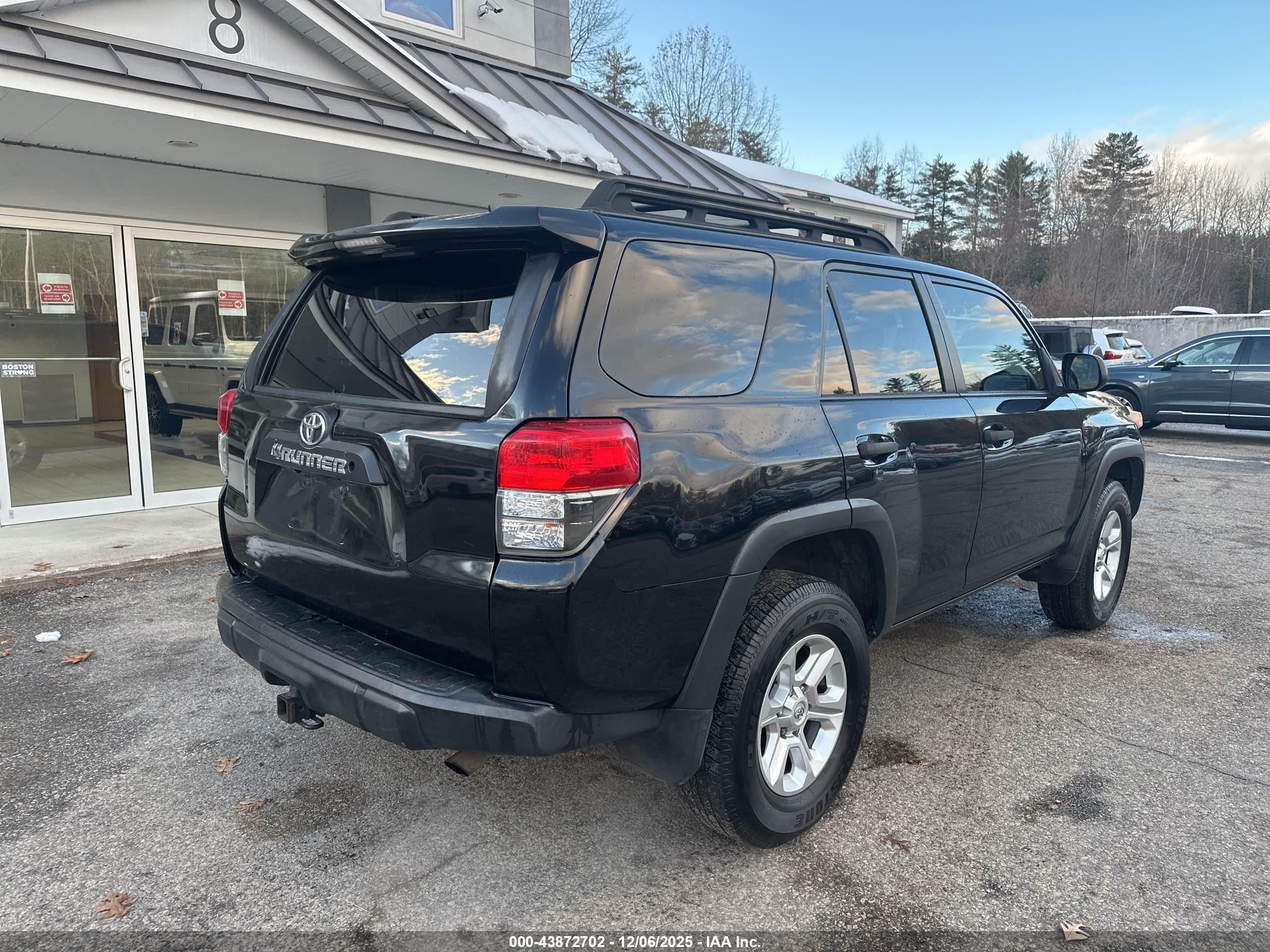 TOYOTA 4RUNNER image 4