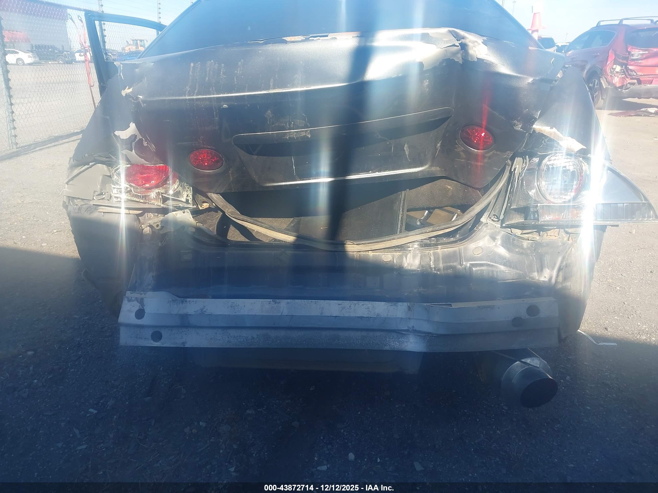 LEXUS IS image 6