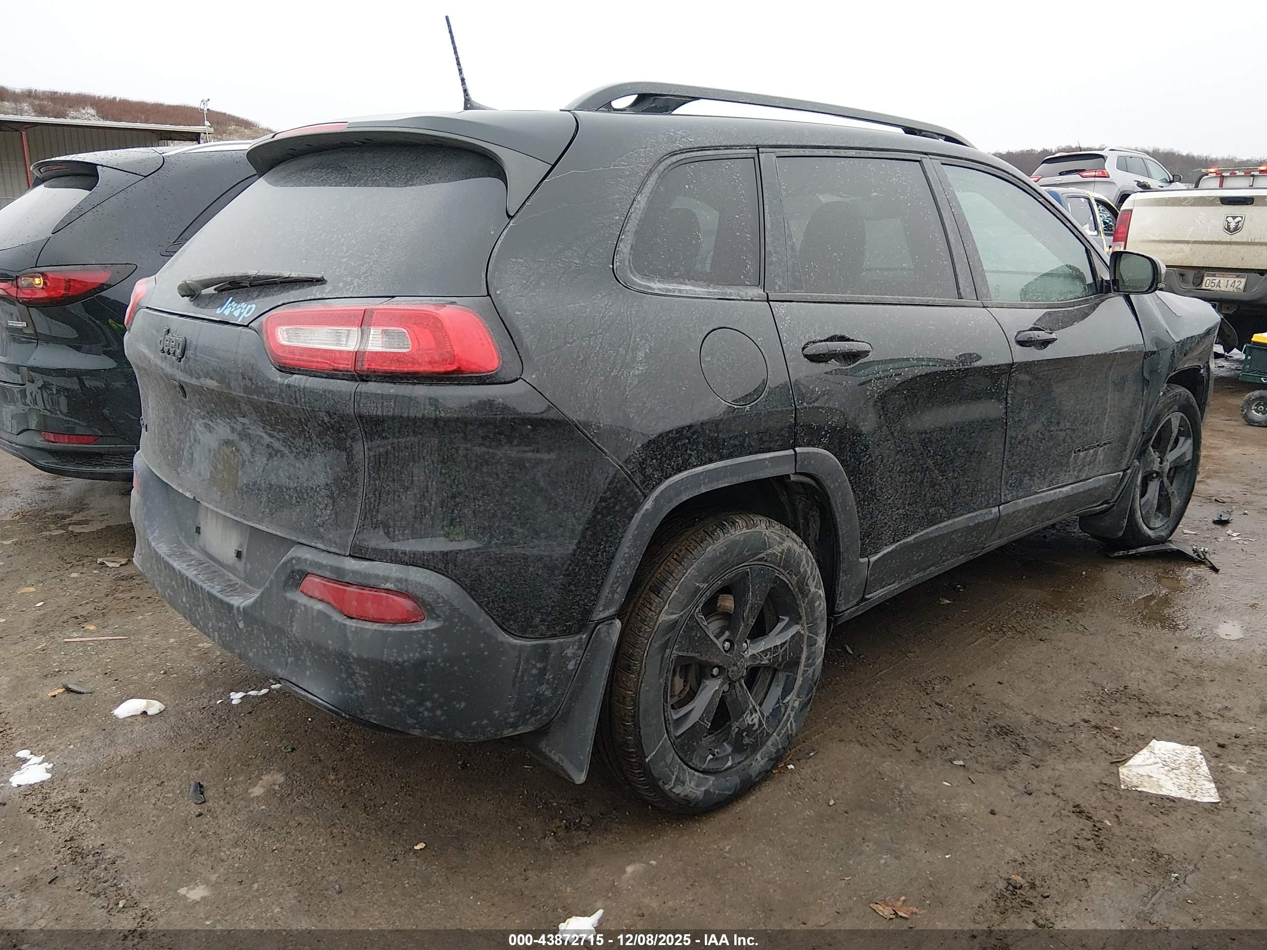 JEEP CHEROKEE image 4