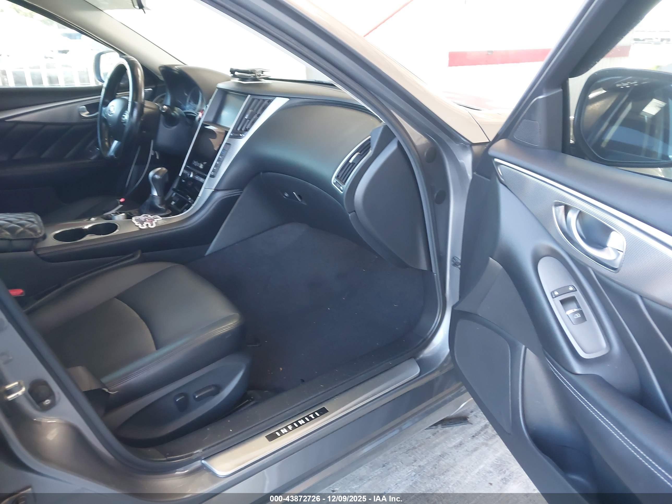 INFINITI Q50 image 5