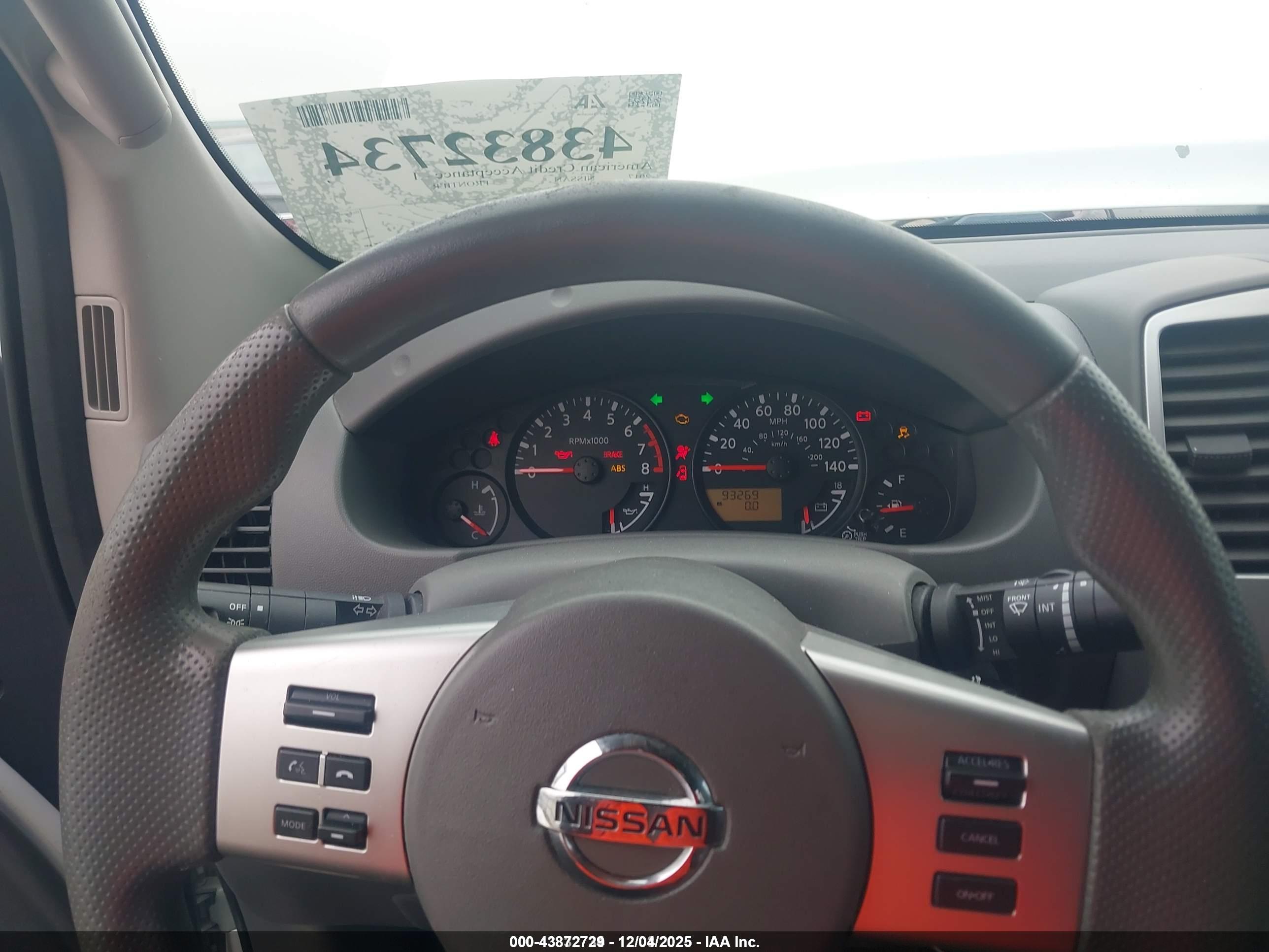 NISSAN FRONTIER image 7