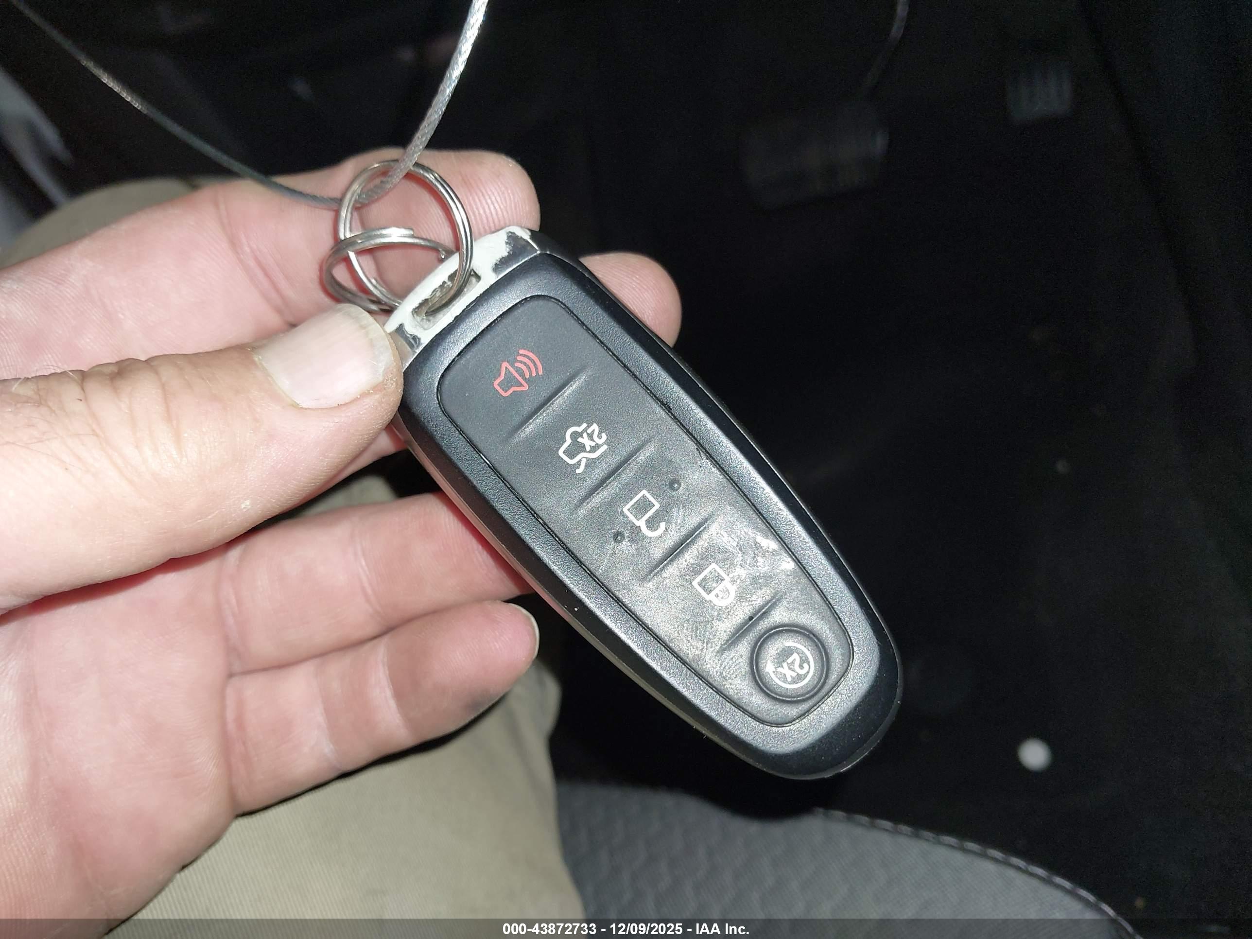 FORD ESCAPE image 11