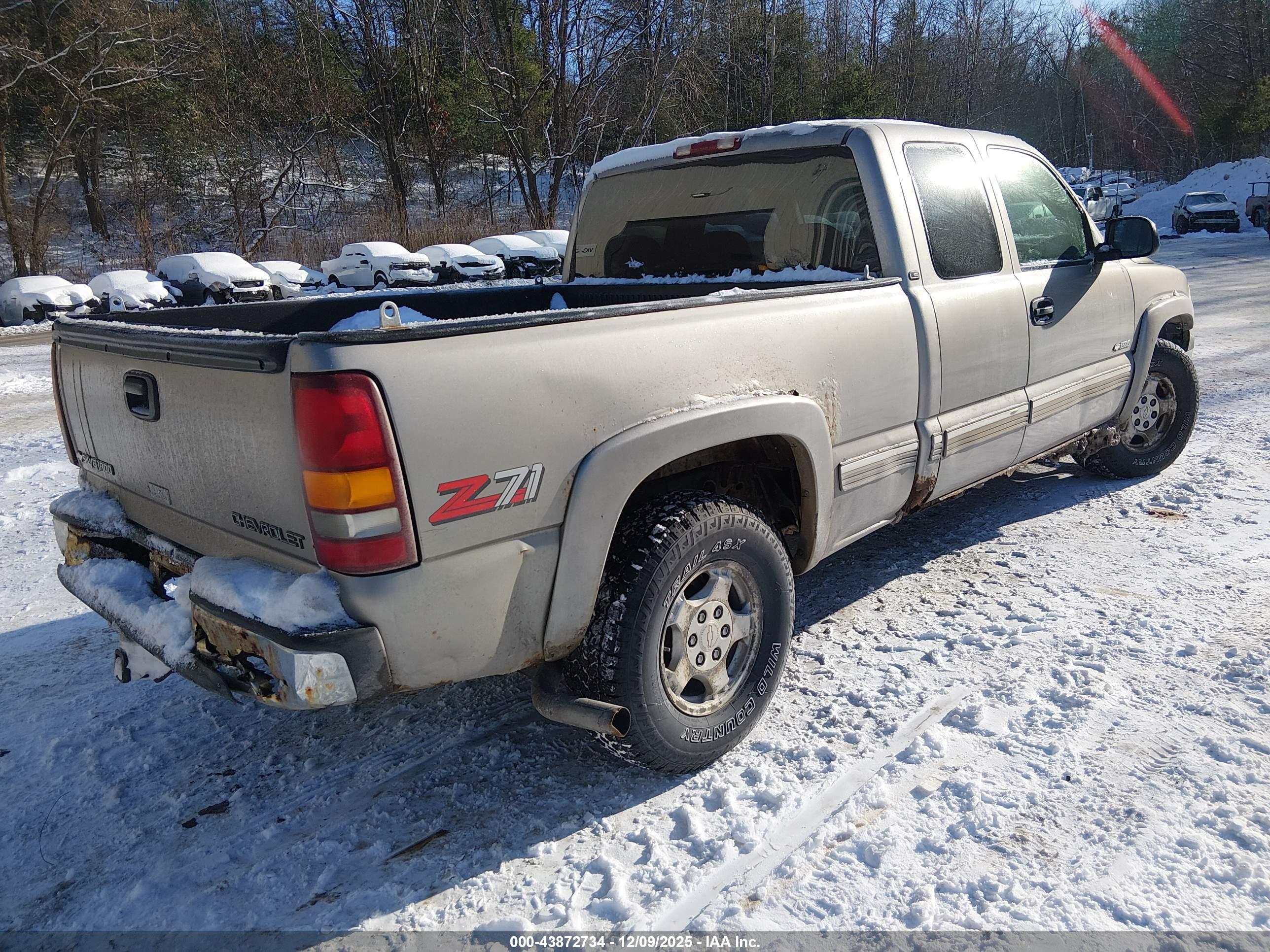 CHEVROLET SILVERADO image 4