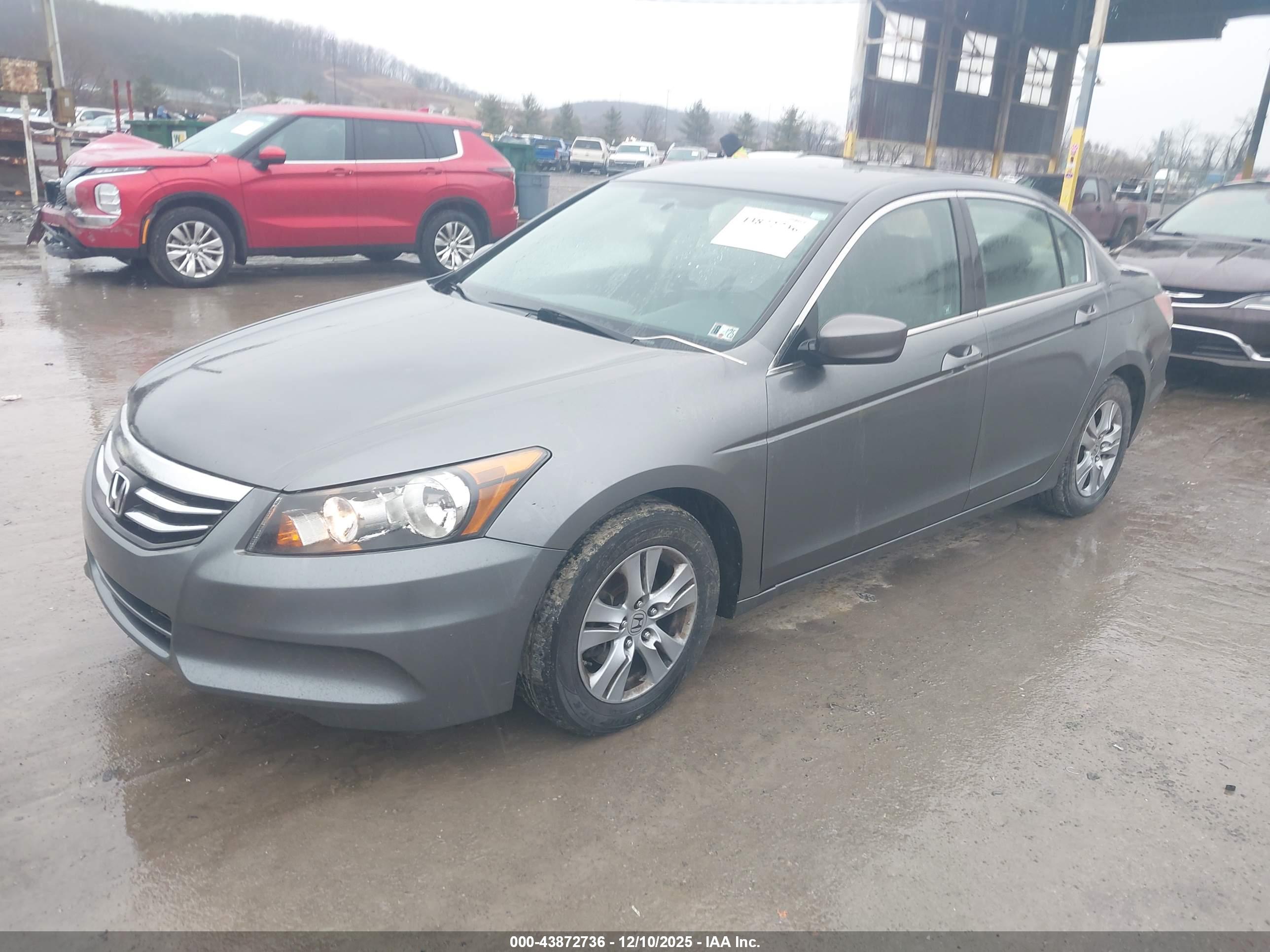 HONDA ACCORD image 2