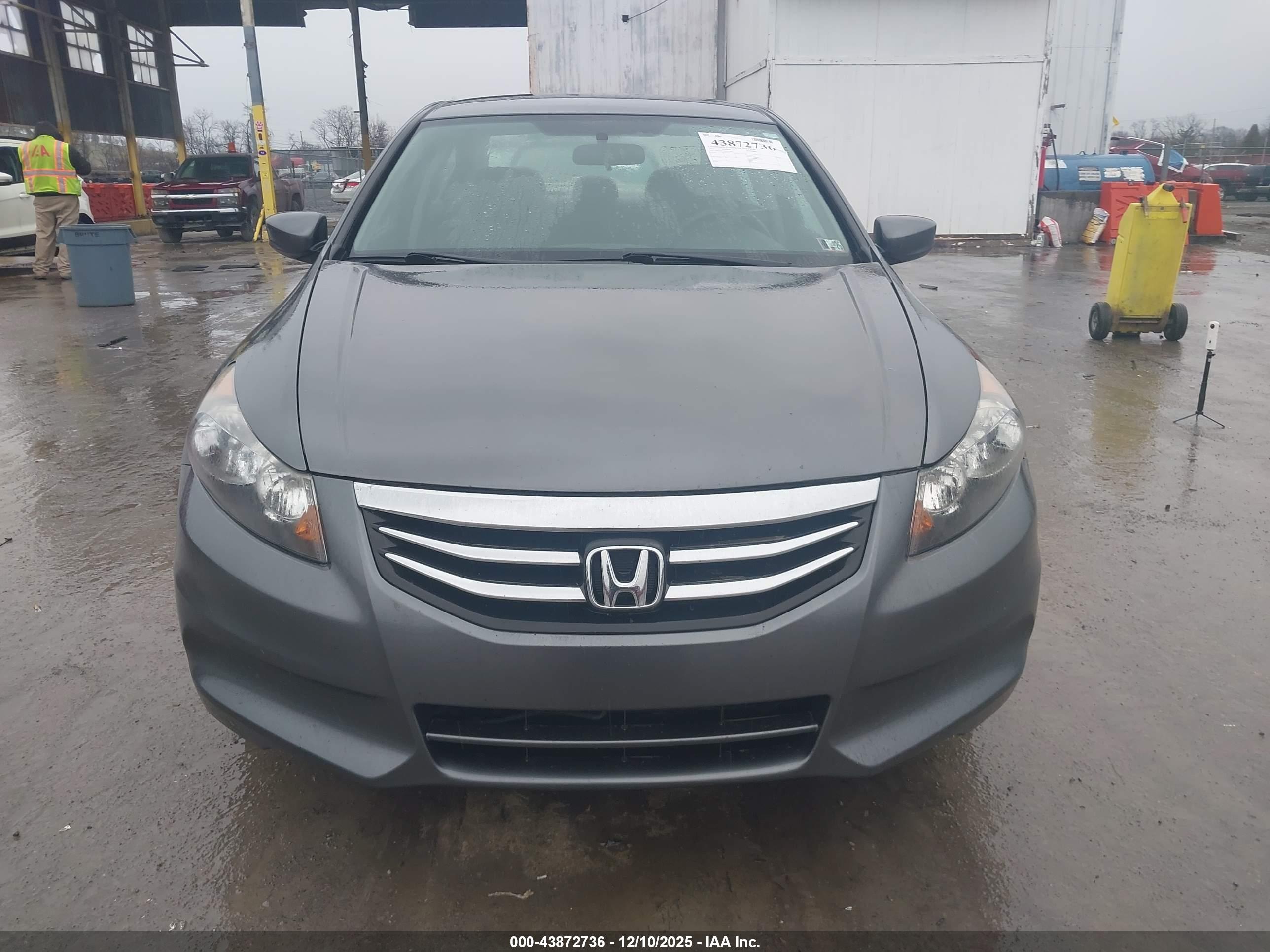 HONDA ACCORD image 6