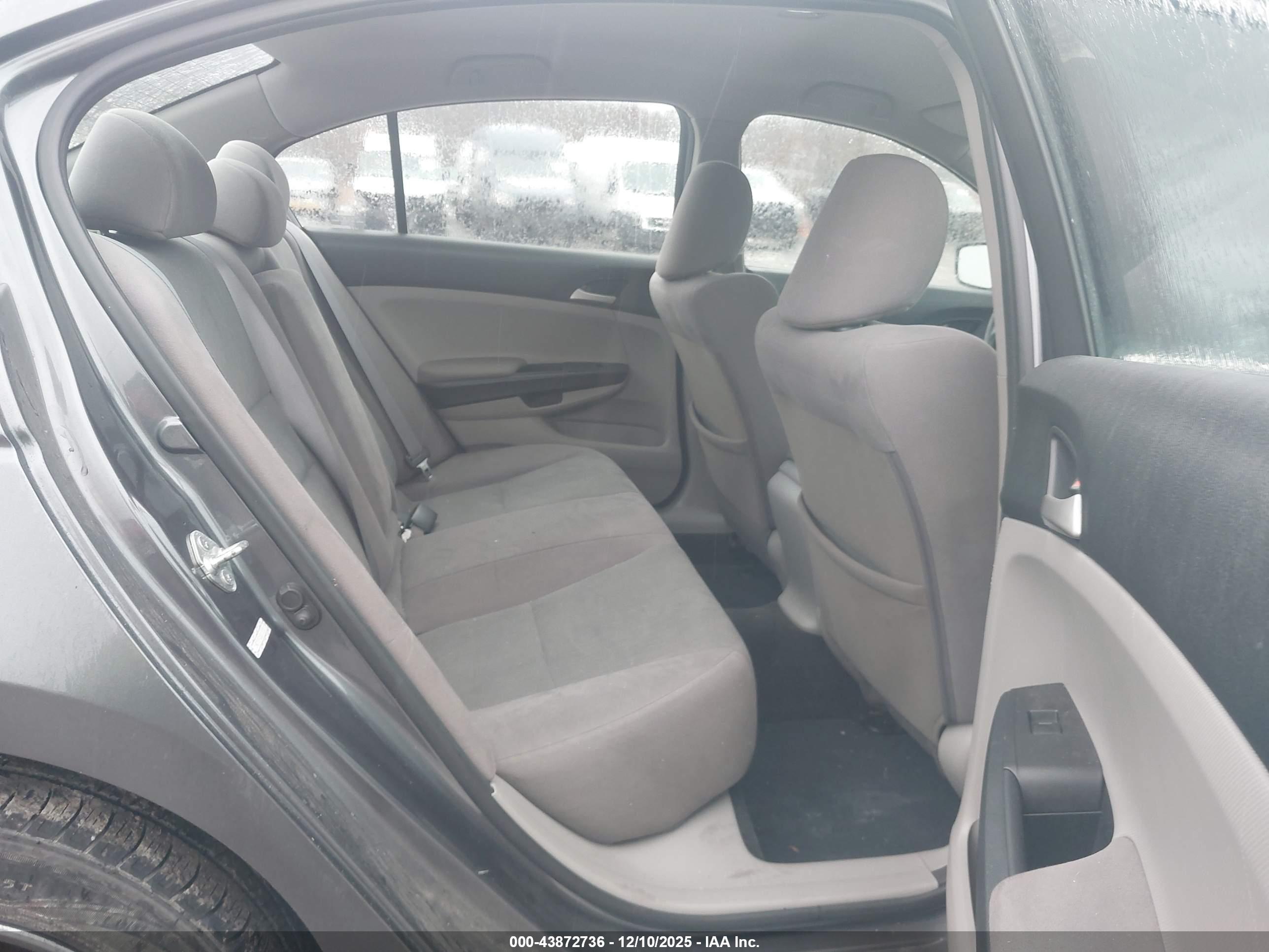 HONDA ACCORD image 8