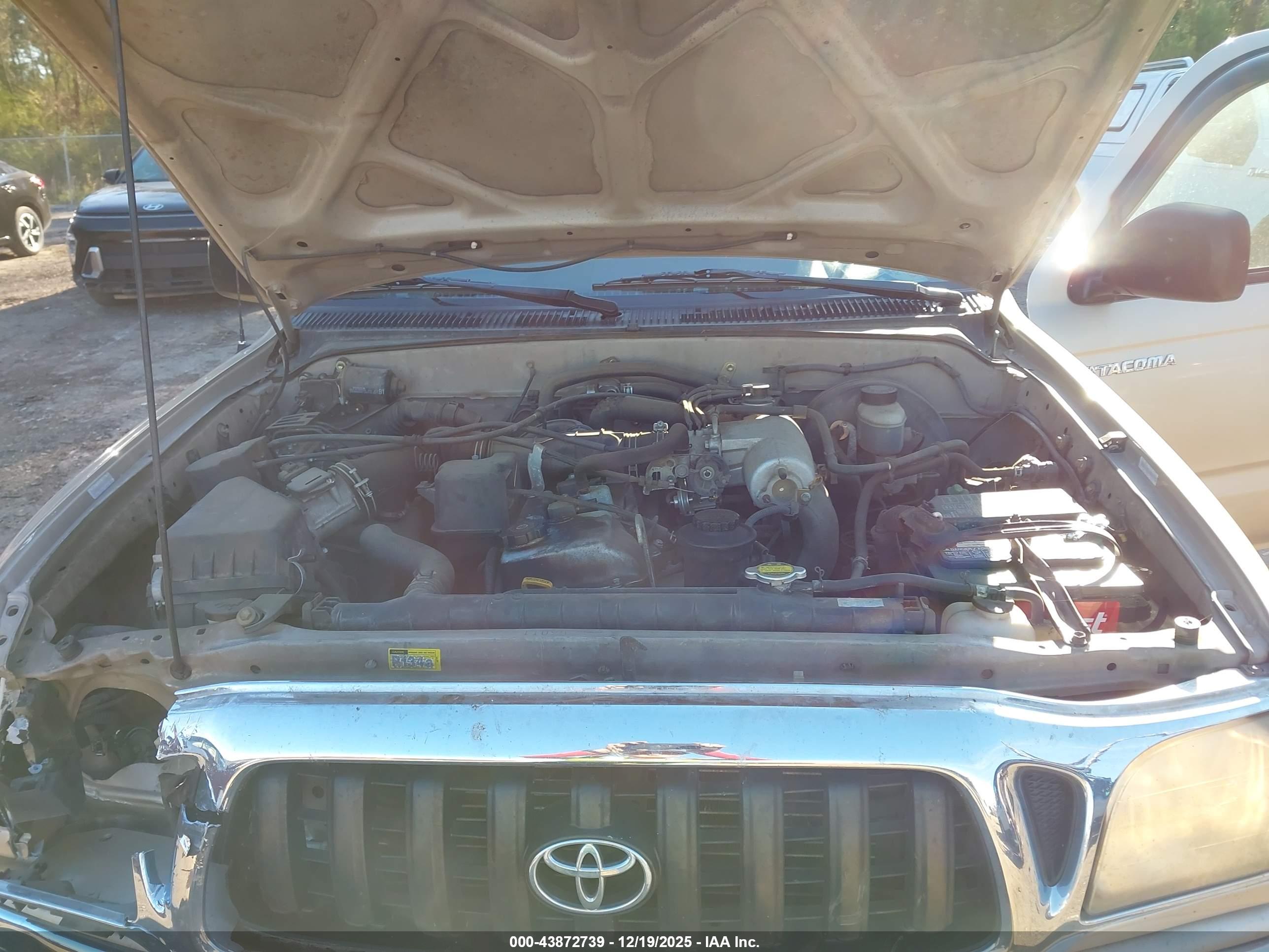 TOYOTA TACOMA image 10
