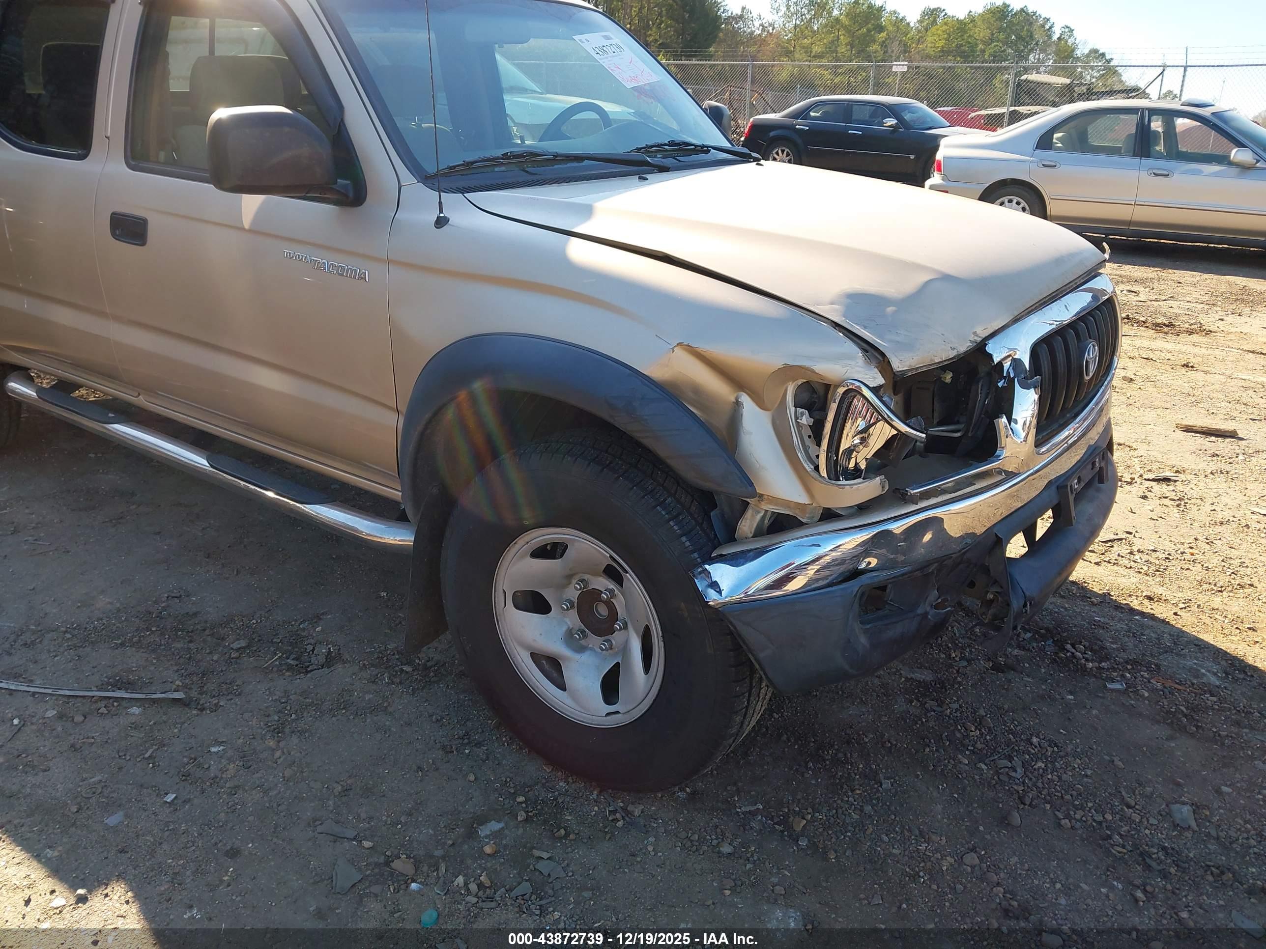 TOYOTA TACOMA image 6
