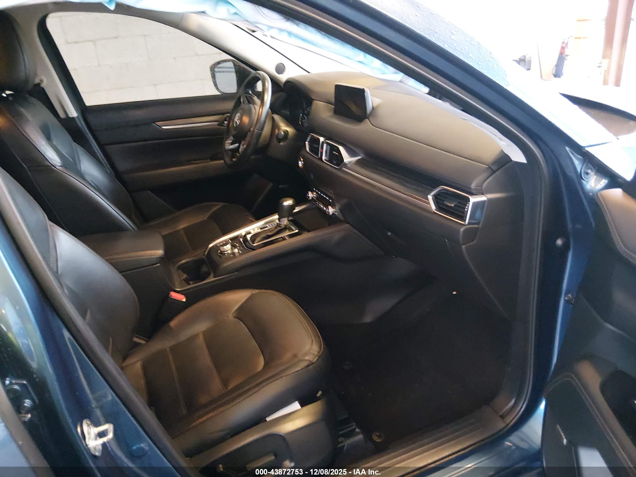 MAZDA CX-5 image 5