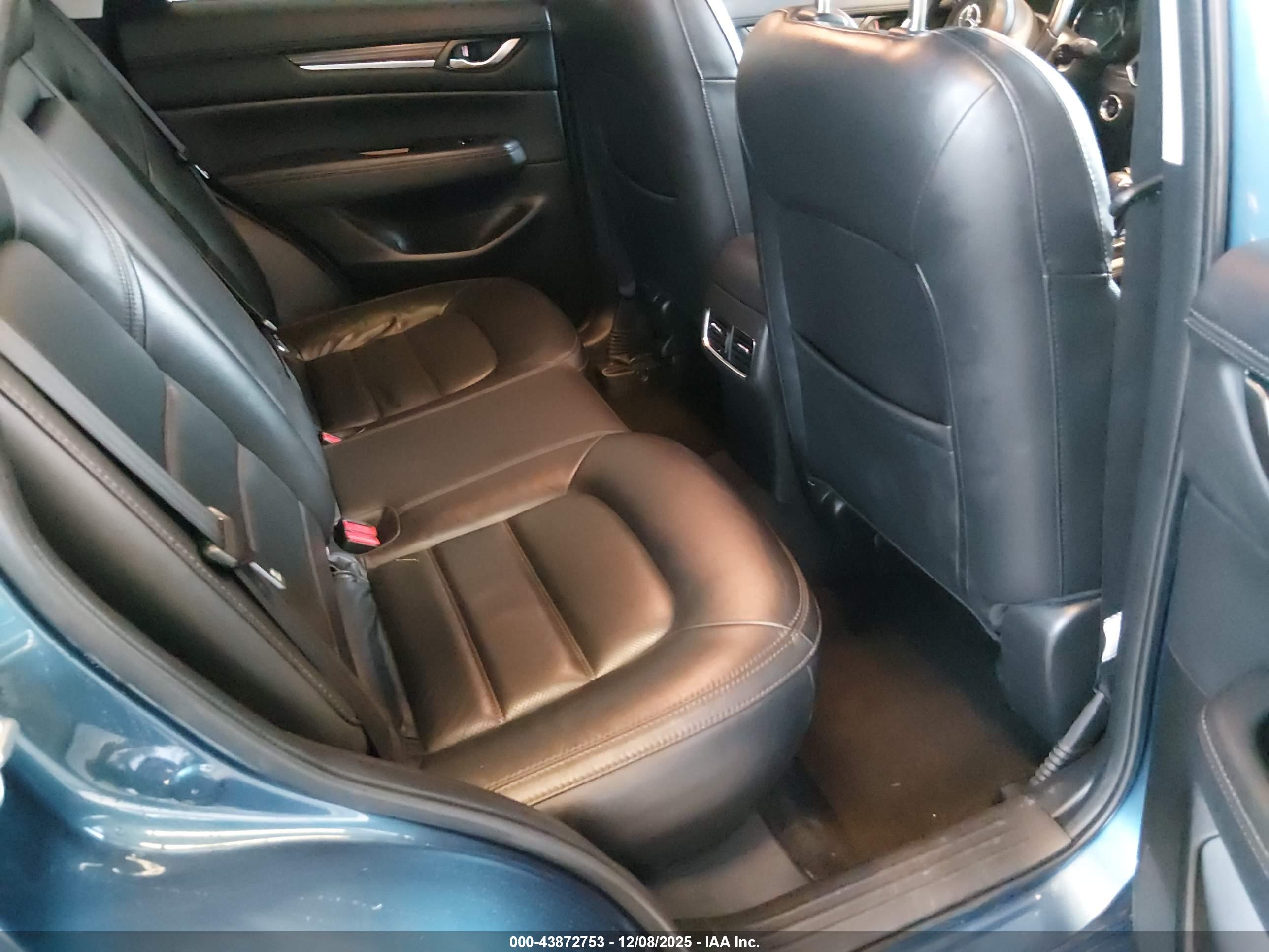 MAZDA CX-5 image 8