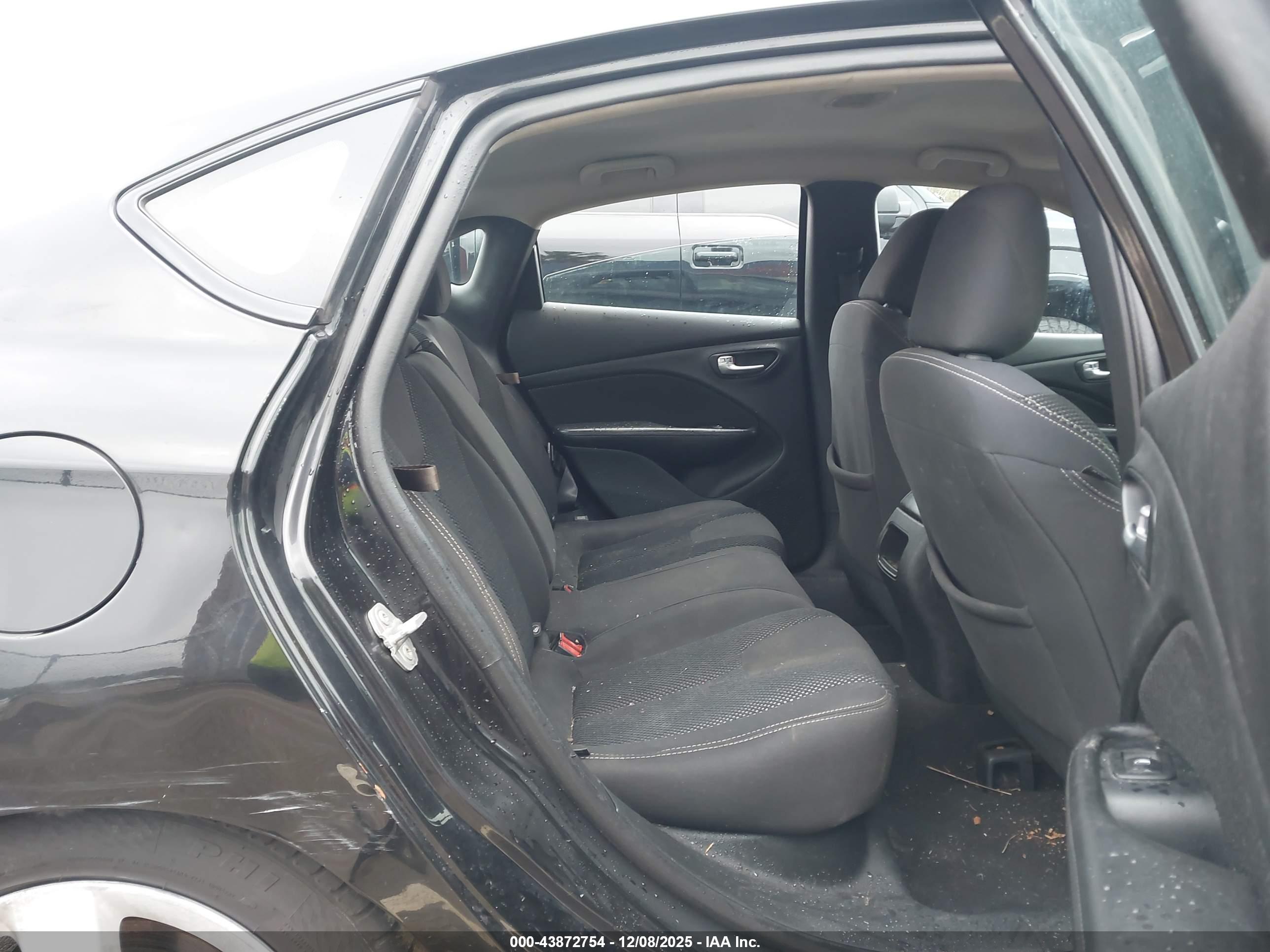 DODGE DART image 8