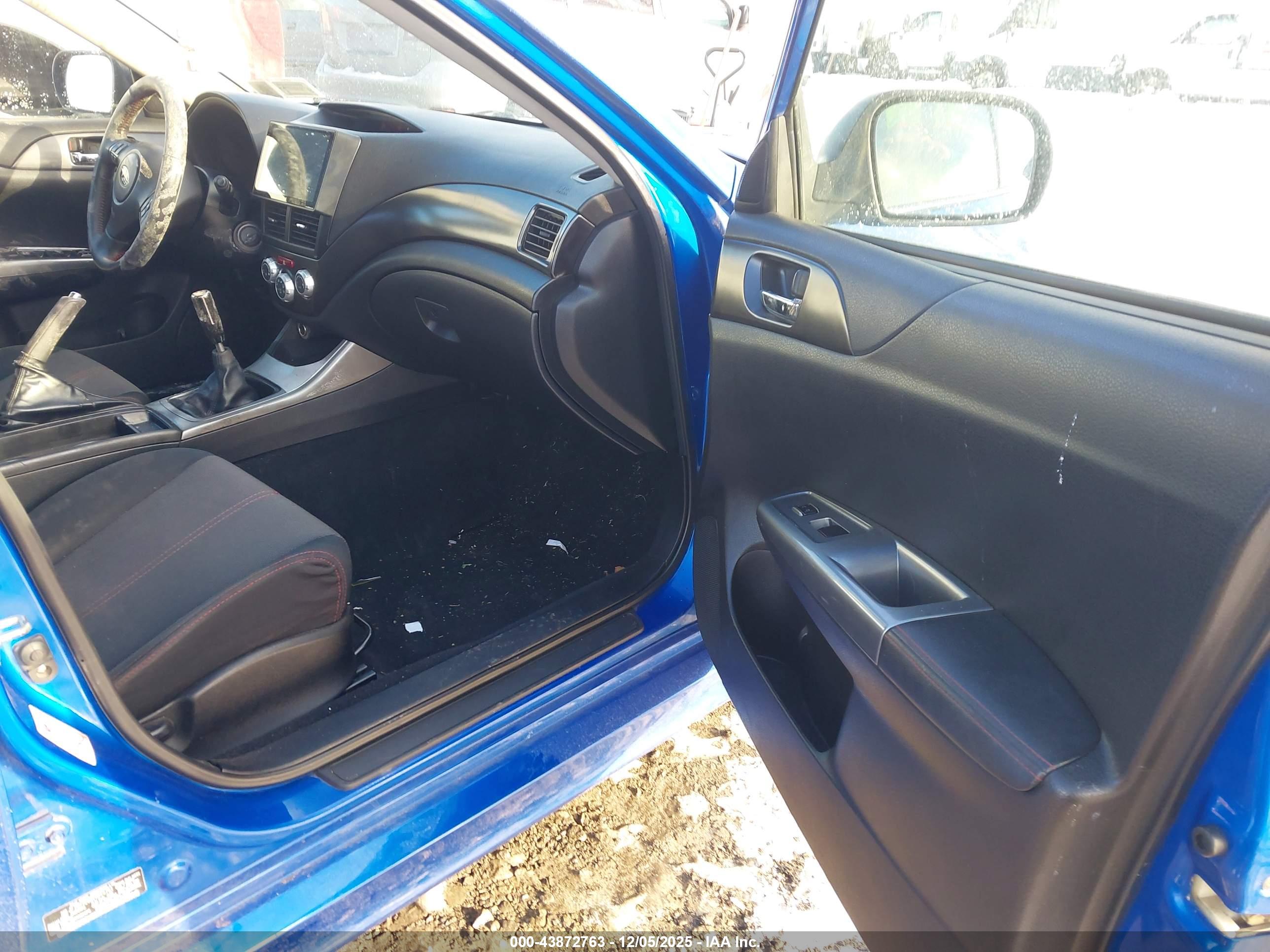 SUBARU IMPREZA image 5