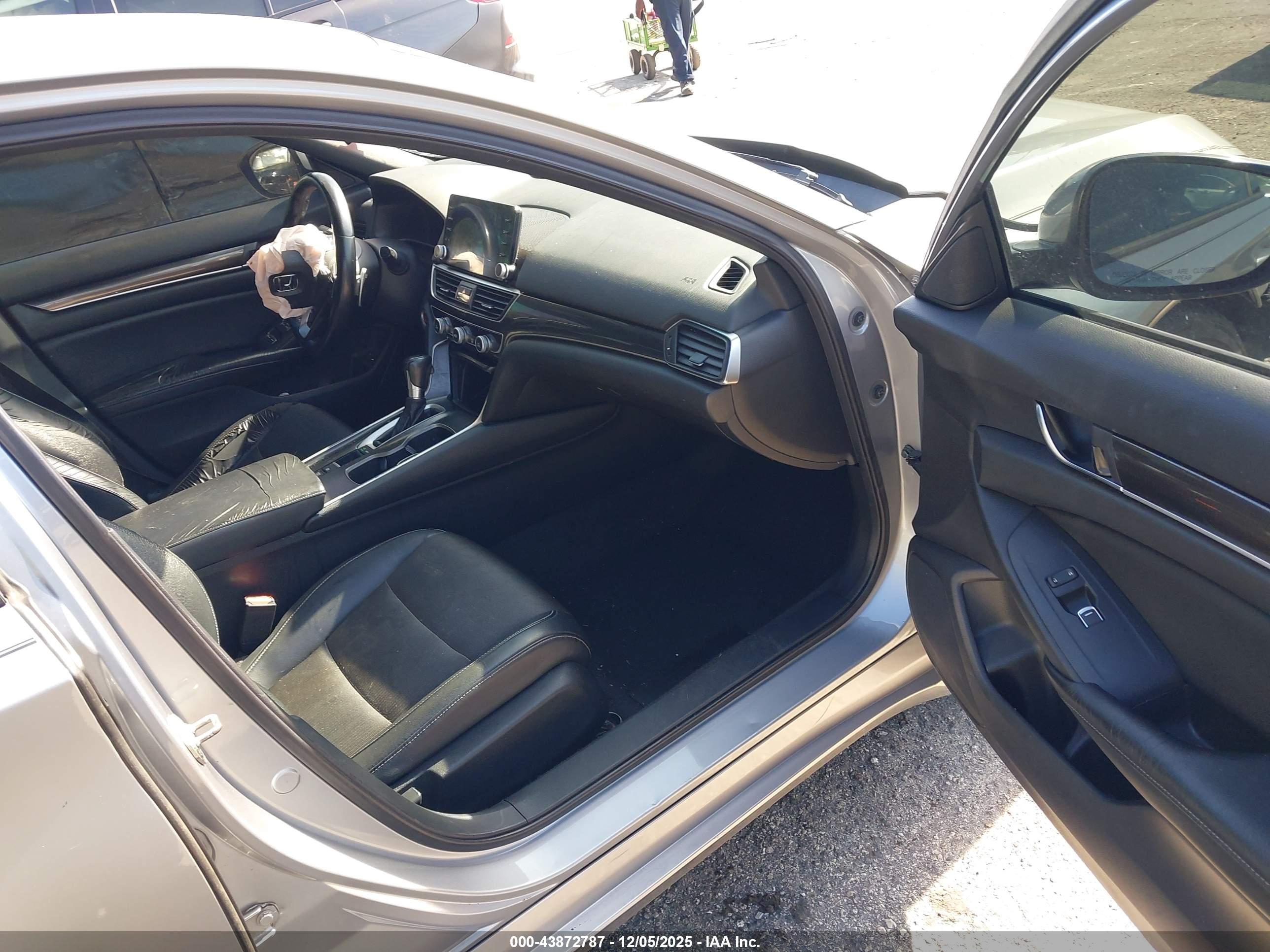 HONDA ACCORD image 5