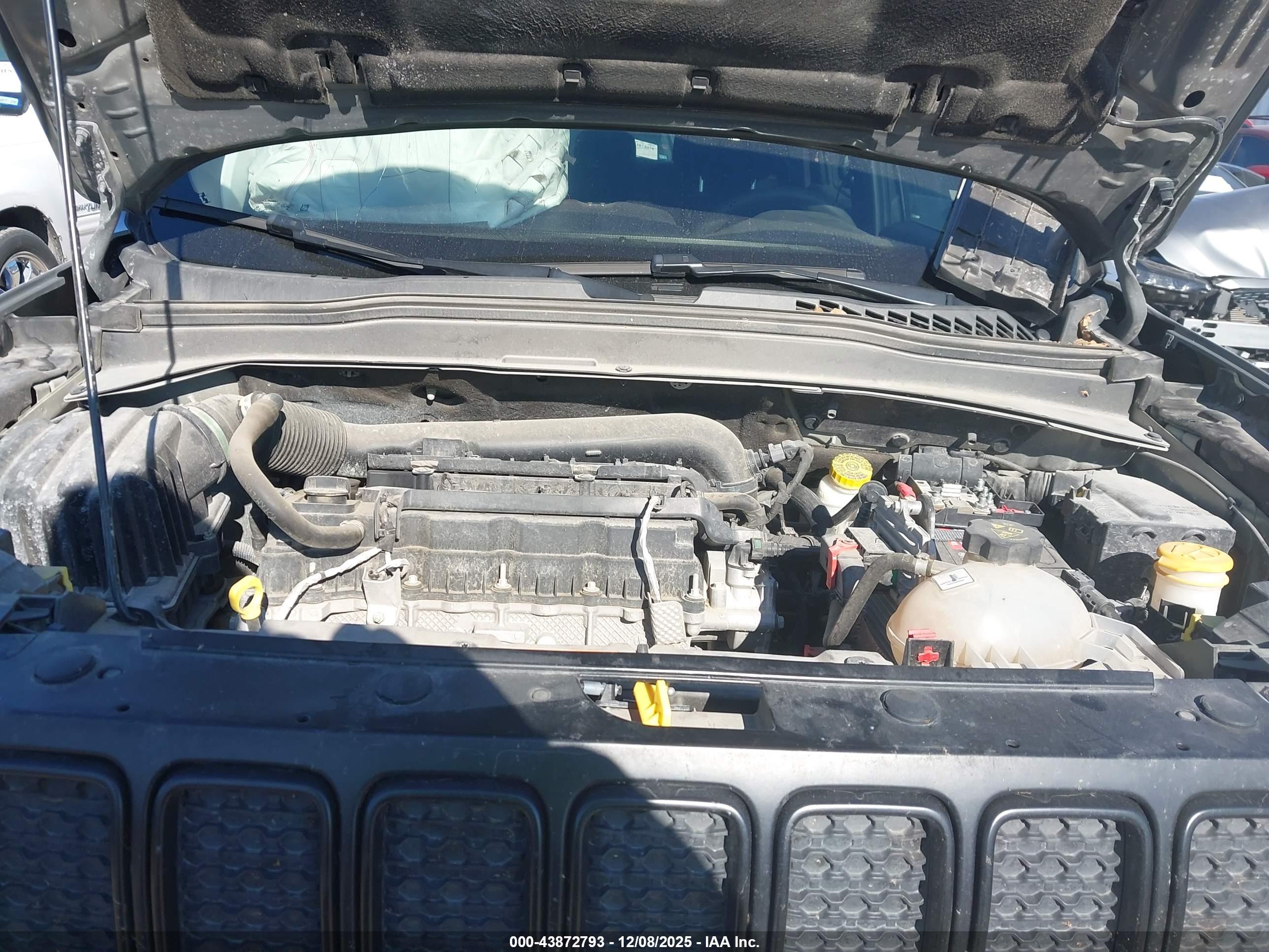 JEEP RENEGADE image 10