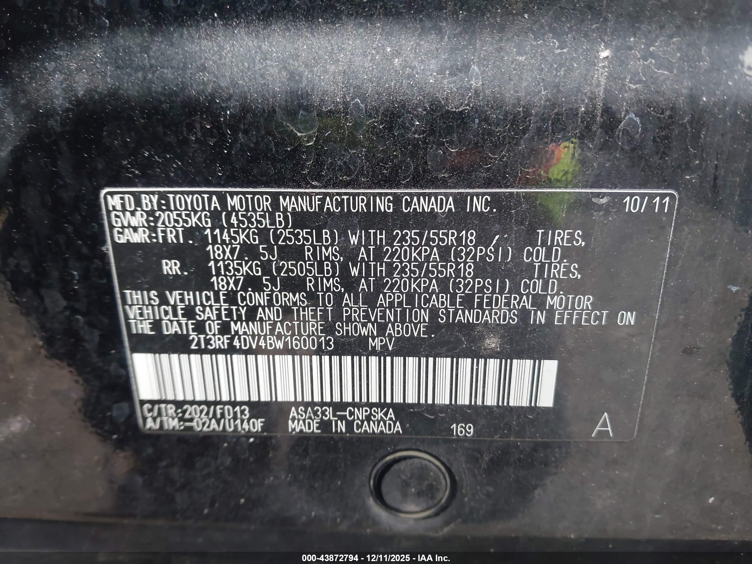 TOYOTA RAV4 image 9