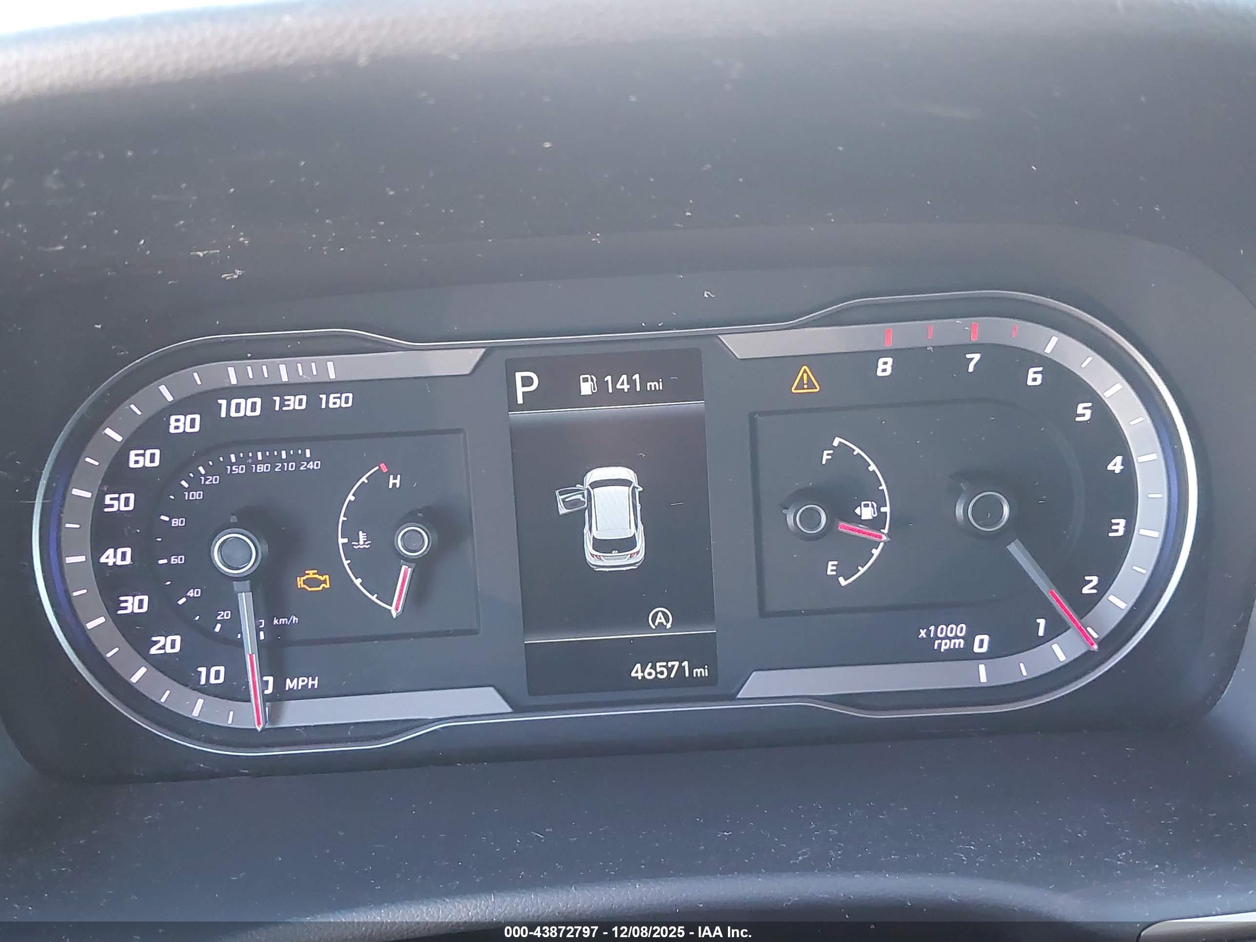 HYUNDAI TUCSON image 7
