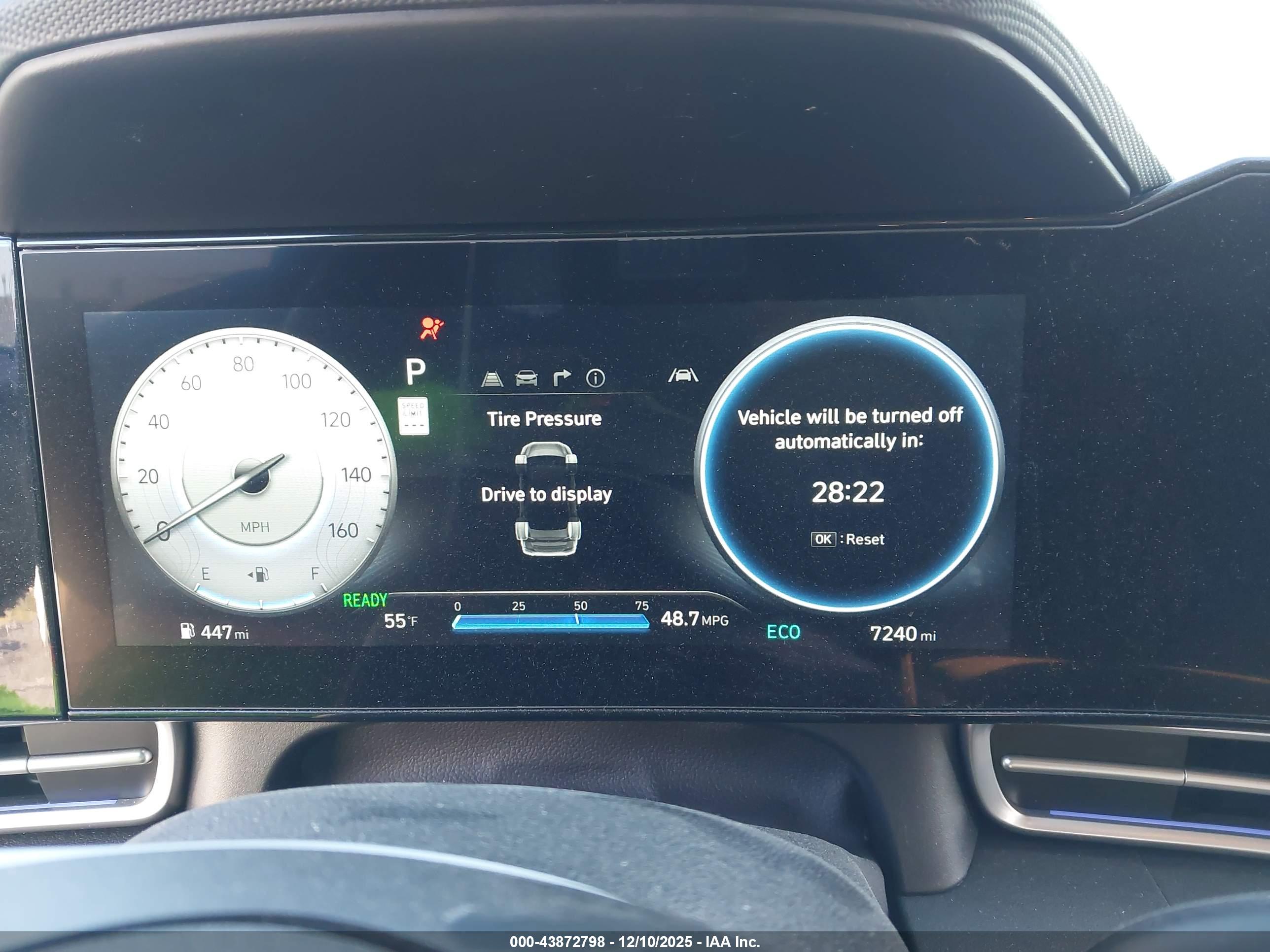 HYUNDAI ELANTRA image 7