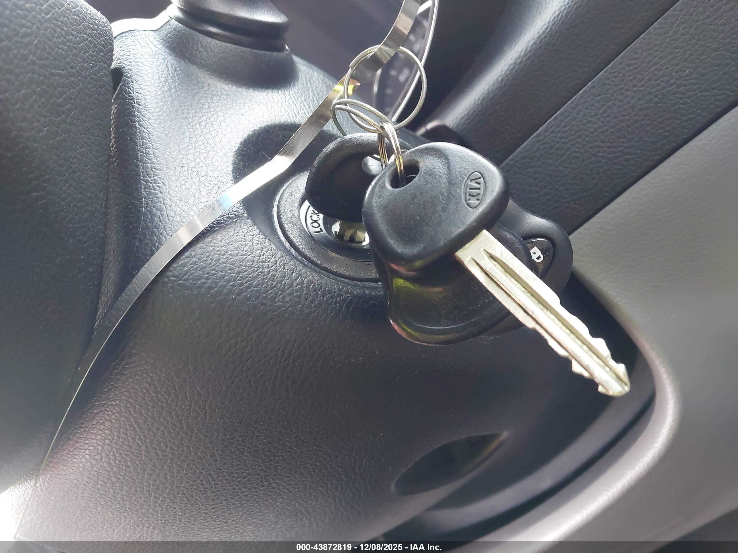 KIA FORTE image 11