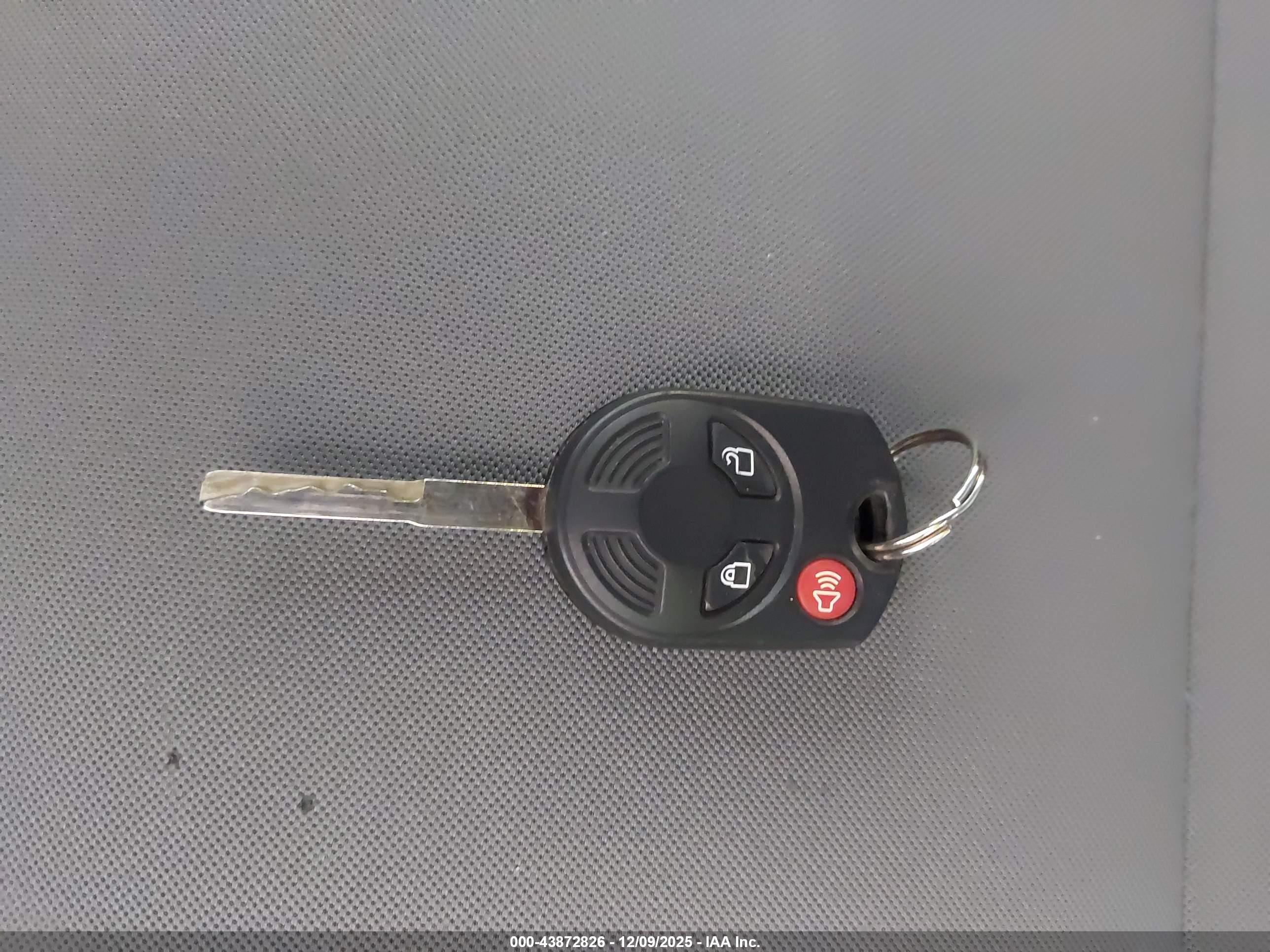 FORD ESCAPE image 11