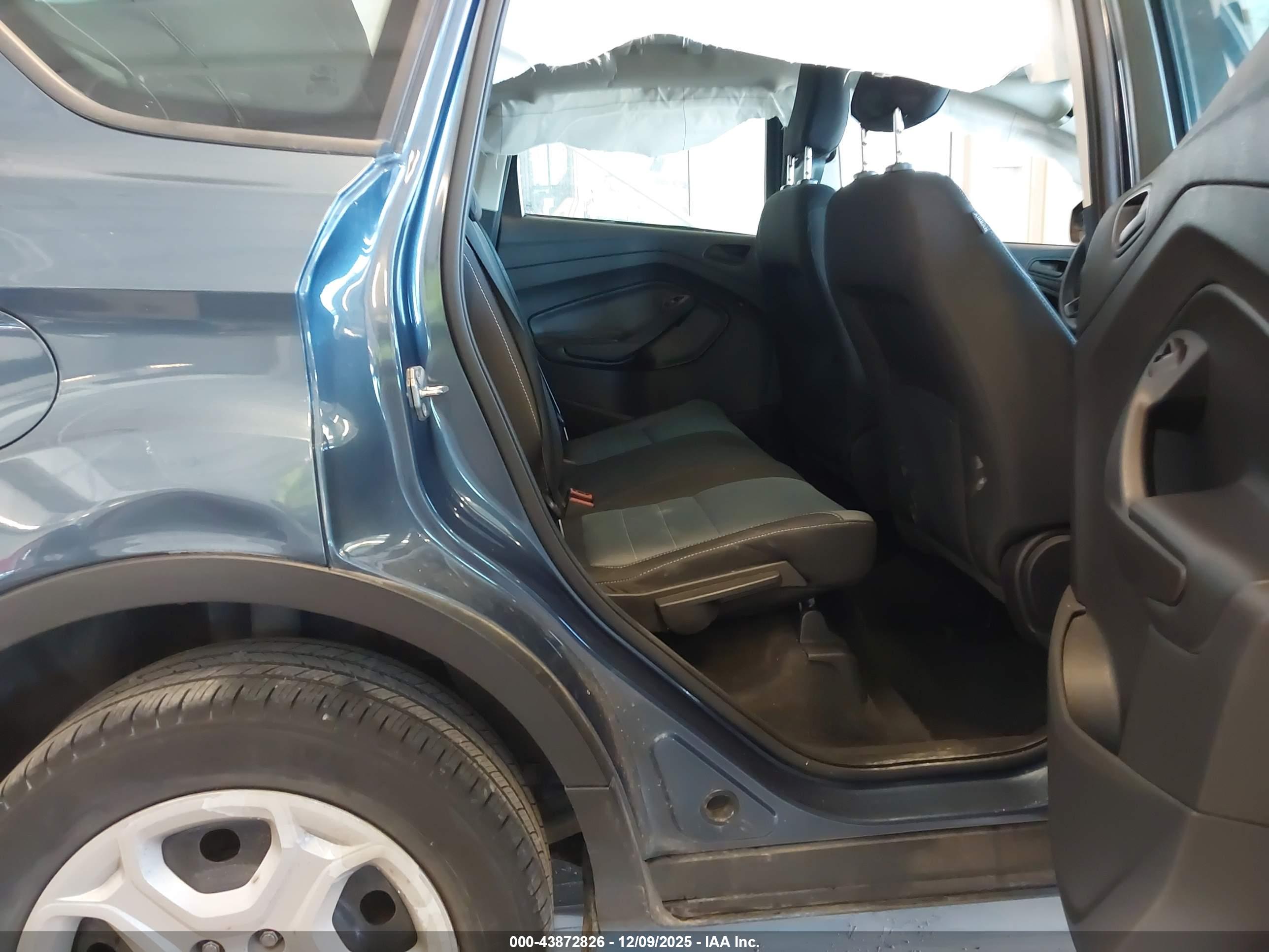 FORD ESCAPE image 8