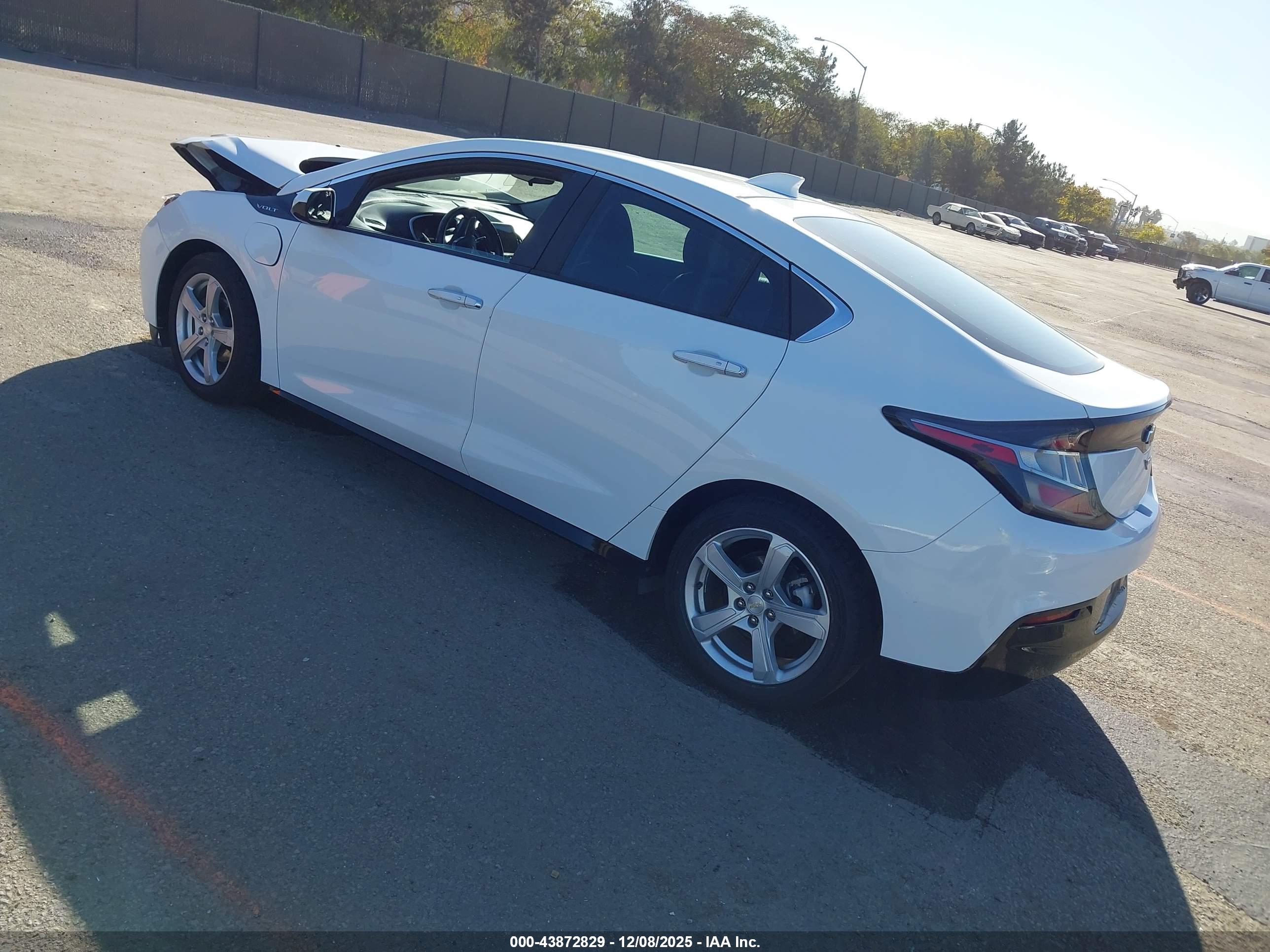 CHEVROLET VOLT image 3