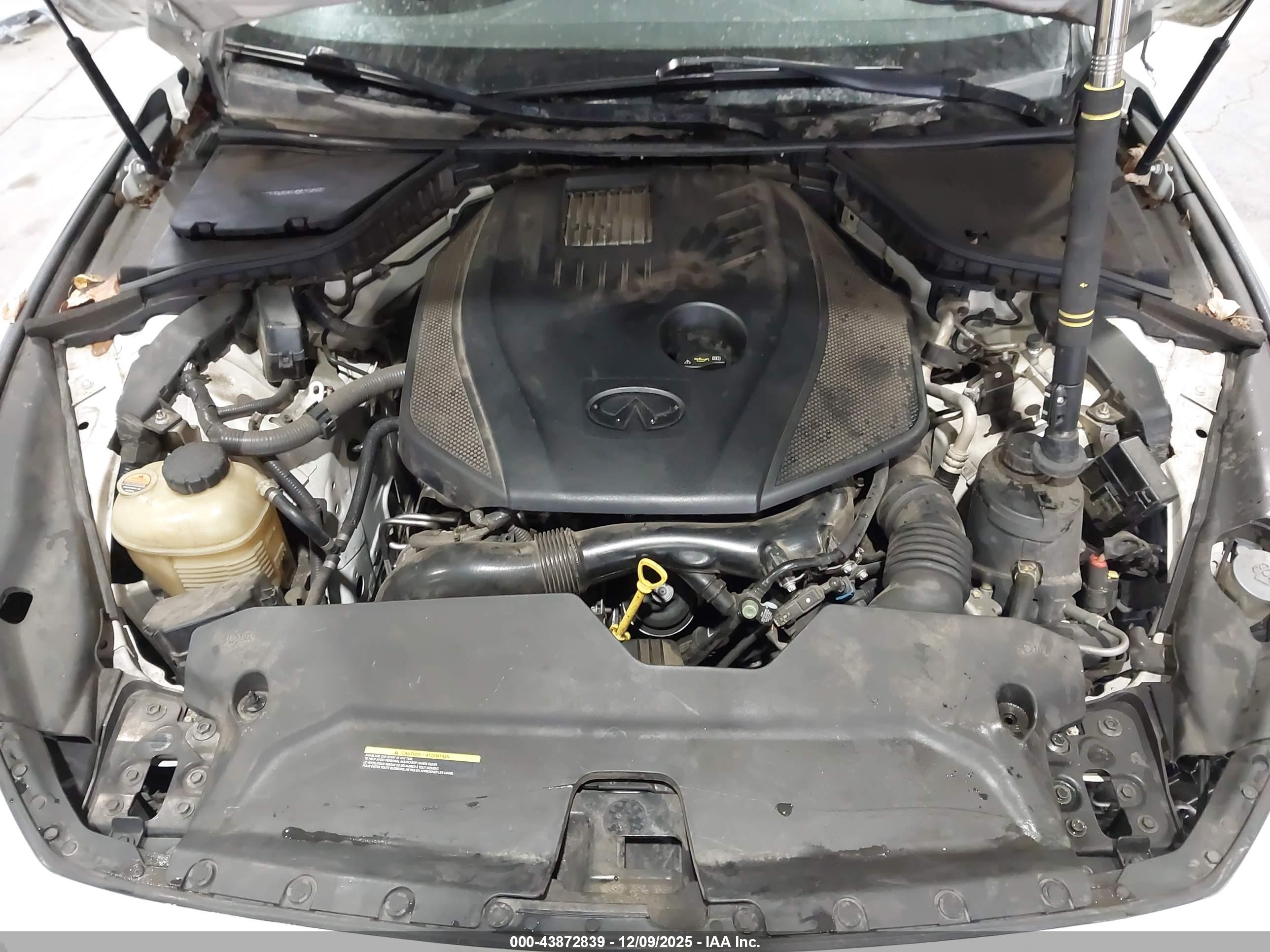INFINITI Q50 image 10